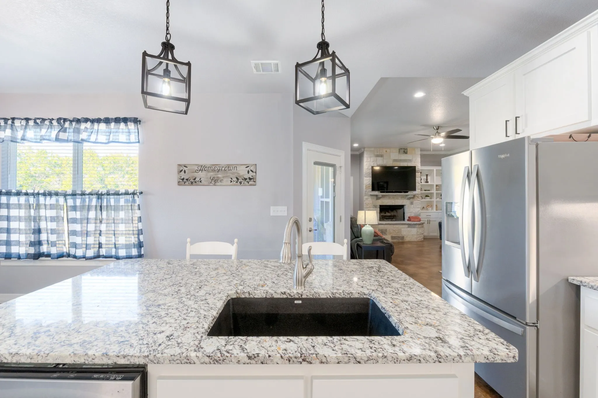 Single Family Residence For Sale in Lampasas County , 1610 Badger Lane, Lampasas, Texas 76550, 3 Bedroom, 2 Bathroom, 2 Garage spaces, 1,740 Sqft, built in 2022, Preowned, mls#21131662, Real Estate Agent in Lampasas, Homes For Sale in Lampasas county, Homes For Sale in Lampasas, Realtor in Lampasas Texas, Real Estate Brokerage Independent Realty Texas, Luminita Cordes Realtor