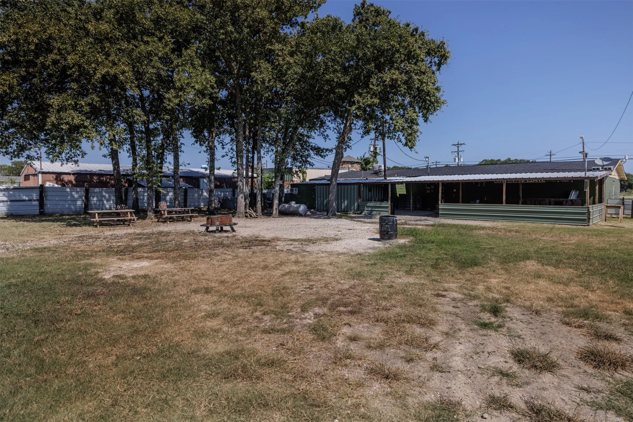 Business For Sale in Hunt County , 1433 E State Highway 276, West Tawakoni, Texas 75474, 0, 0, Garage spaces, 0 Sqft, built in 1970, Preowned, Price $525,000, mls#21141206, Real Estate Agent in West Tawakoni, Homes For Sale in Hunt county, Homes For Sale in West Tawakoni, Realtor in West Tawakoni Texas, Real Estate Brokerage Independent Realty Texas, Luminita Cordes Realtor