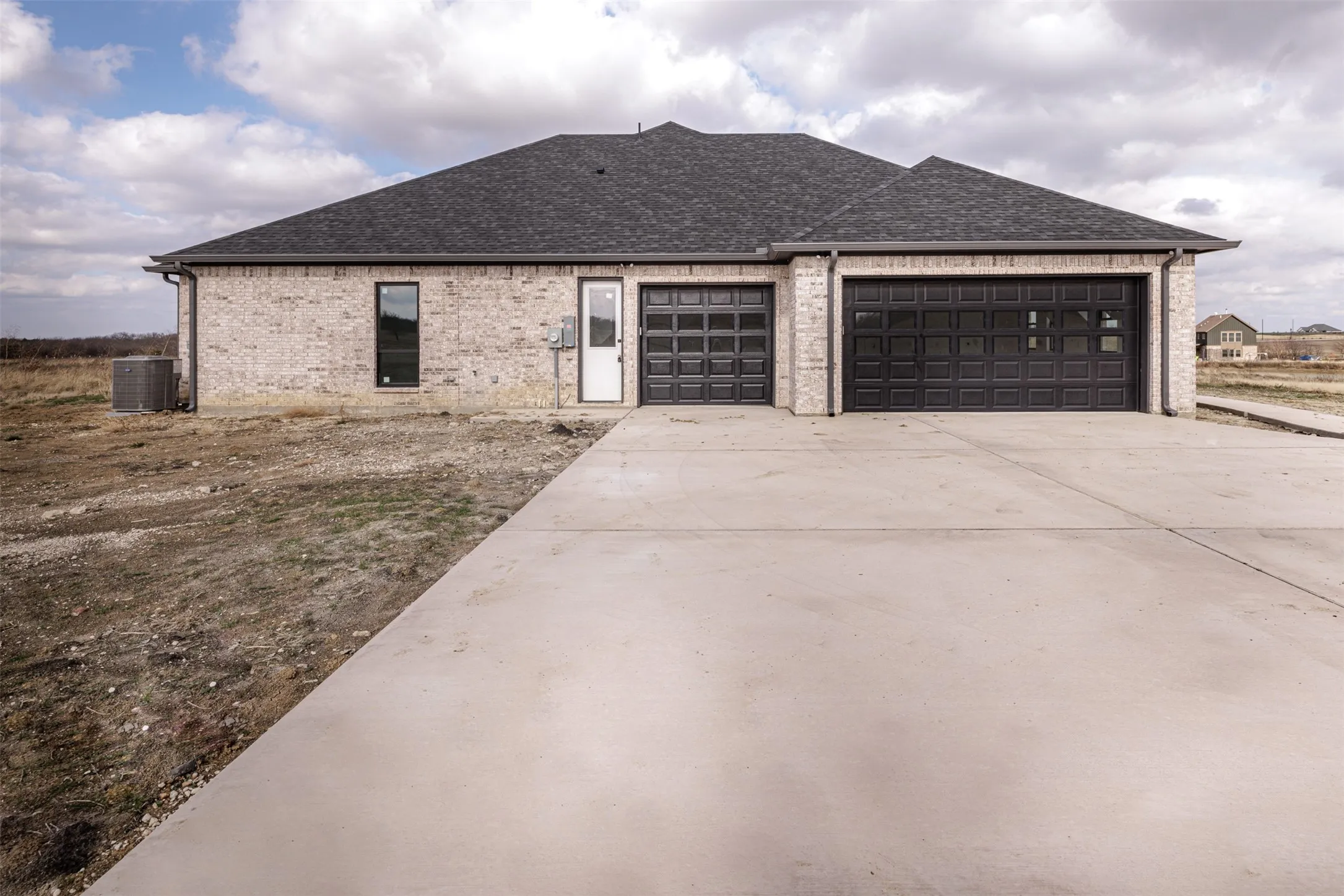 Single Family Residence For Sale in Hunt County , 4112 County Road 1098, Celeste, Texas 75423, 4 Bedroom, 3 Bathroom, 3 Garage spaces, 3,386 Sqft, built in 2026, mls#21139481, Real Estate Agent in Celeste, Homes For Sale in Hunt county, Homes For Sale in Celeste, Realtor in Celeste Texas, Real Estate Brokerage Independent Realty Texas, Luminita Cordes Realtor