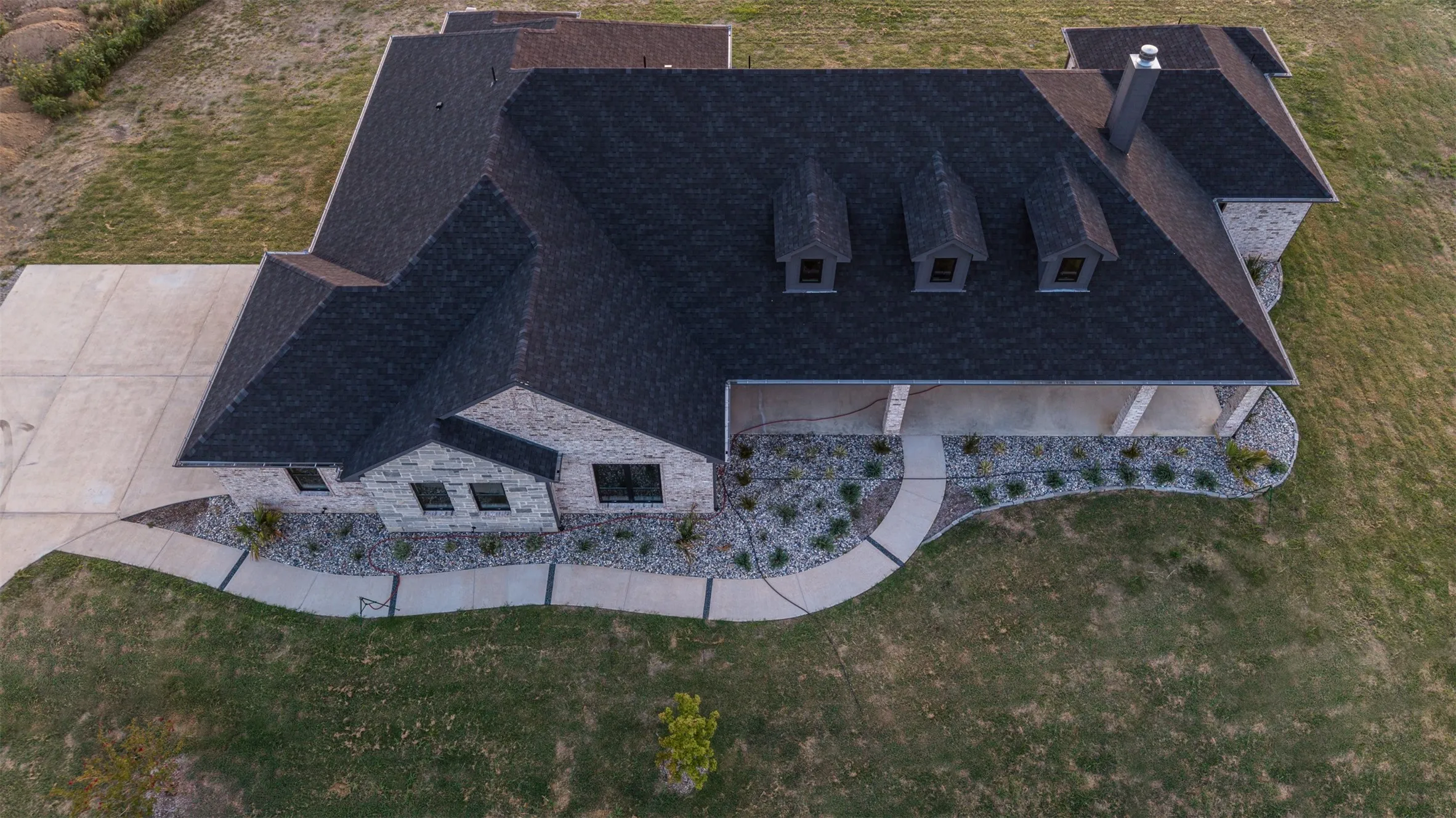 Single Family Residence For Sale in Hunt County , 4112 County Road 1098, Celeste, Texas 75423, 4 Bedroom, 3 Bathroom, 3 Garage spaces, 3,386 Sqft, built in 2026, mls#21139481, Real Estate Agent in Celeste, Homes For Sale in Hunt county, Homes For Sale in Celeste, Realtor in Celeste Texas, Real Estate Brokerage Independent Realty Texas, Luminita Cordes Realtor