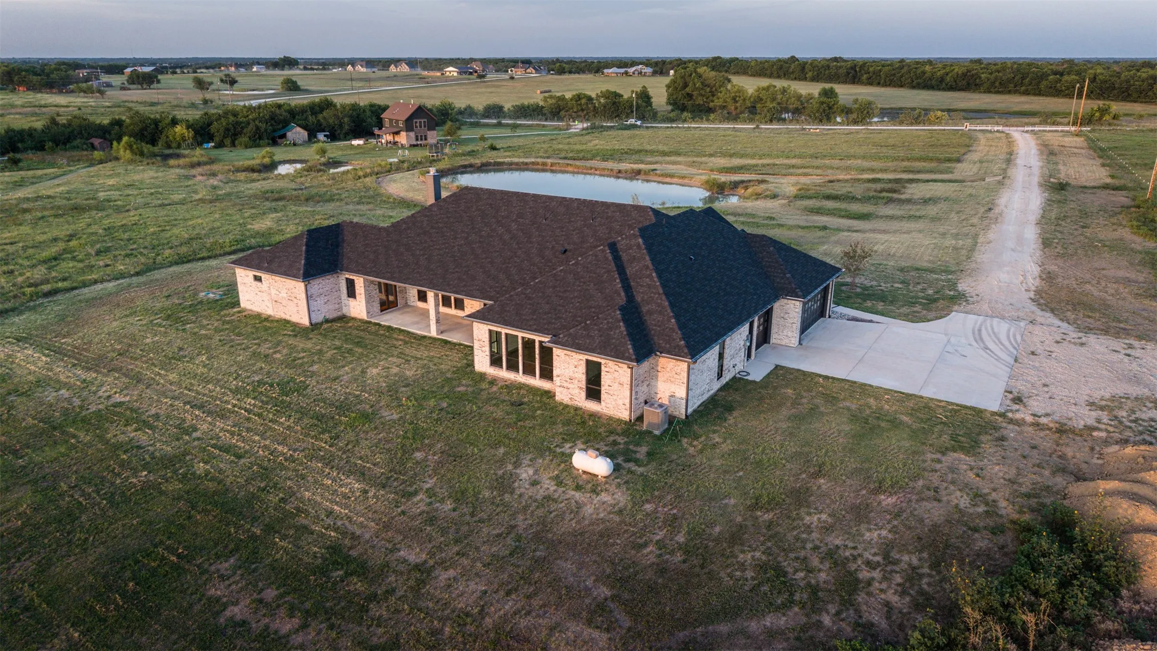 Single Family Residence For Sale in Hunt County , 4112 County Road 1098, Celeste, Texas 75423, 4 Bedroom, 3 Bathroom, 3 Garage spaces, 3,386 Sqft, built in 2026, mls#21139481, Real Estate Agent in Celeste, Homes For Sale in Hunt county, Homes For Sale in Celeste, Realtor in Celeste Texas, Real Estate Brokerage Independent Realty Texas, Luminita Cordes Realtor