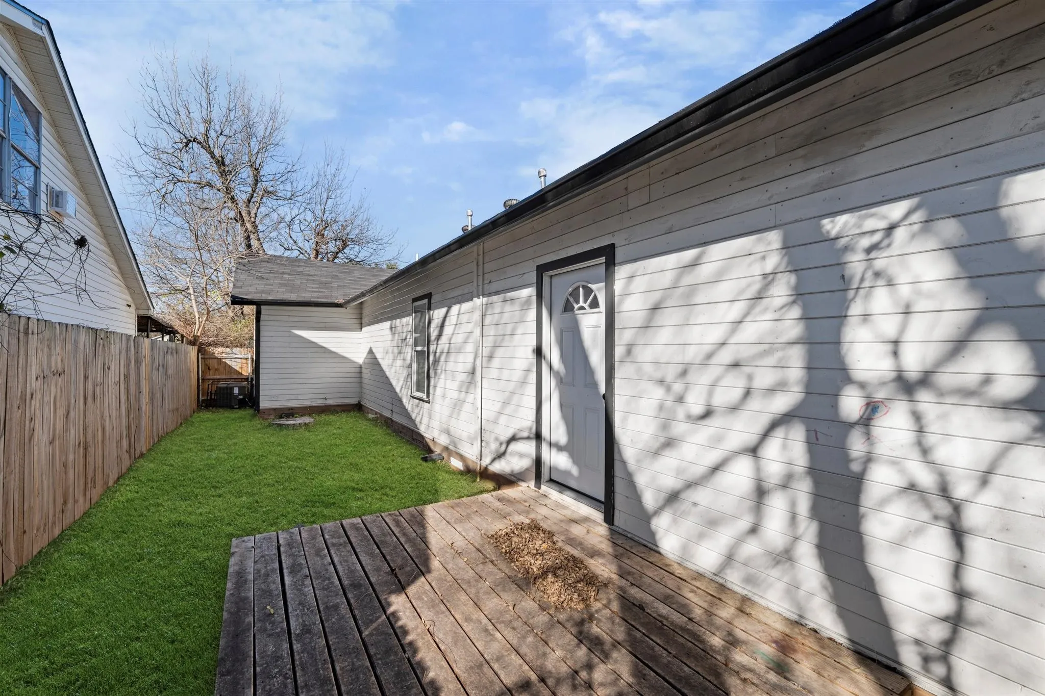 Single Family Residence For Sale in Mc Lennan County , 3100 N 27th Street, Waco, Texas 76708, 3 Bedroom, 2 Bathroom, Garage spaces, 1,620 Sqft, built in 1949, Preowned, mls#21138929, Real Estate Agent in Waco, Homes For Sale in Mc Lennan county, Homes For Sale in Waco, Realtor in Waco Texas, Real Estate Brokerage Independent Realty Texas, Luminita Cordes Realtor