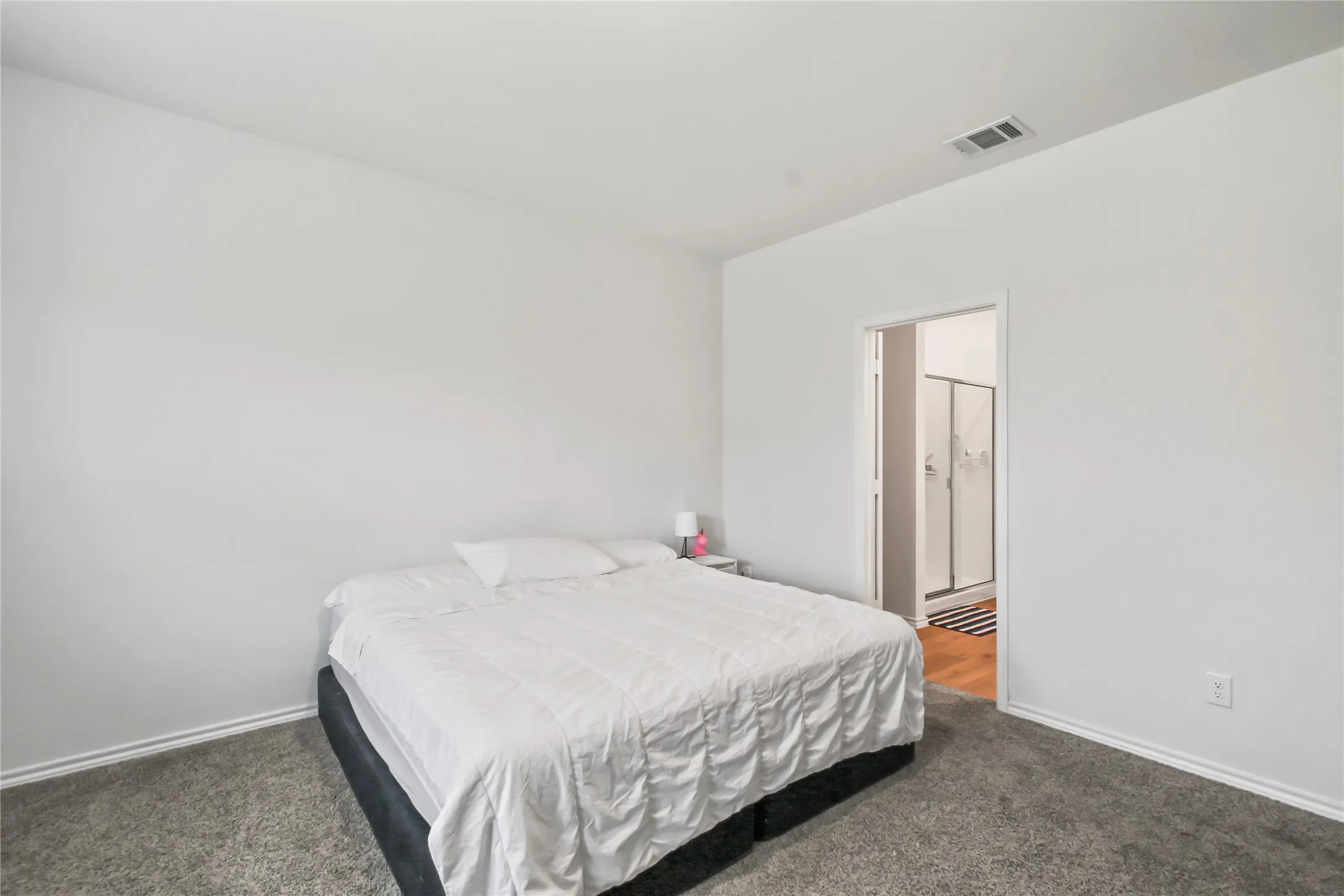 Single Family Residence For Sale in Cooke County , 755 Amelia Court, Pilot Point, Texas 76258, 4 Bedroom, 3 Bathroom, 2 Garage spaces, 2,146 Sqft, built in 2022, Preowned, mls#21139767, Real Estate Agent in Pilot Point, Homes For Sale in Cooke county, Homes For Sale in Pilot Point, Realtor in Pilot Point Texas, Real Estate Brokerage Independent Realty Texas, Luminita Cordes Realtor