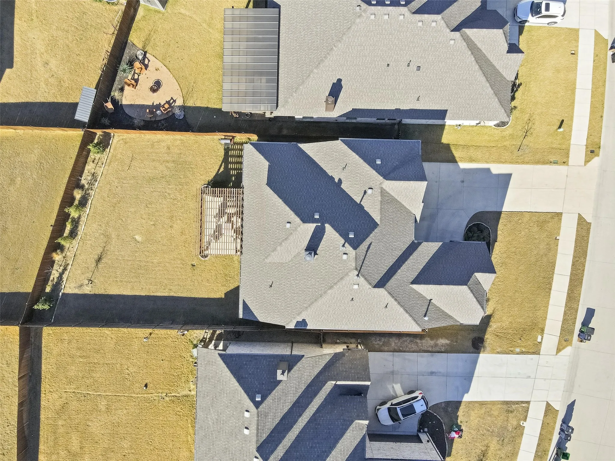 Single Family Residence For Sale in Denton County , 222 Lakewood Lane, Ponder, Texas 76259, 5 Bedroom, 4 Bathroom, 3 Garage spaces, 3,282 Sqft, built in 2023, Preowned, mls#21141507, Real Estate Agent in Ponder, Homes For Sale in Denton county, Homes For Sale in Ponder, Realtor in Ponder Texas, Real Estate Brokerage Independent Realty Texas, Luminita Cordes Realtor