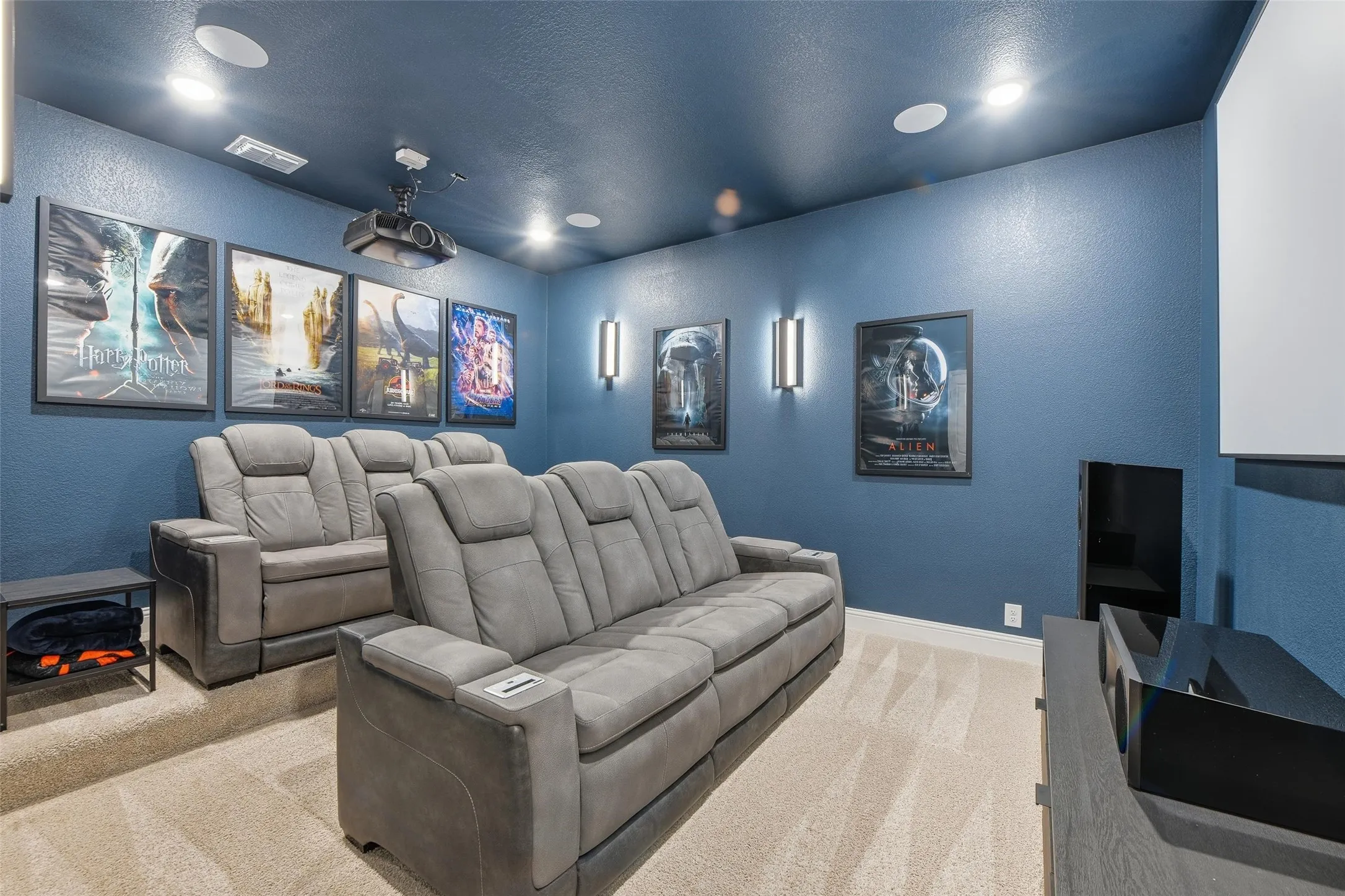 Single Family Residence For Sale in Denton County , 222 Lakewood Lane, Ponder, Texas 76259, 5 Bedroom, 4 Bathroom, 3 Garage spaces, 3,282 Sqft, built in 2023, Preowned, mls#21141507, Real Estate Agent in Ponder, Homes For Sale in Denton county, Homes For Sale in Ponder, Realtor in Ponder Texas, Real Estate Brokerage Independent Realty Texas, Luminita Cordes Realtor