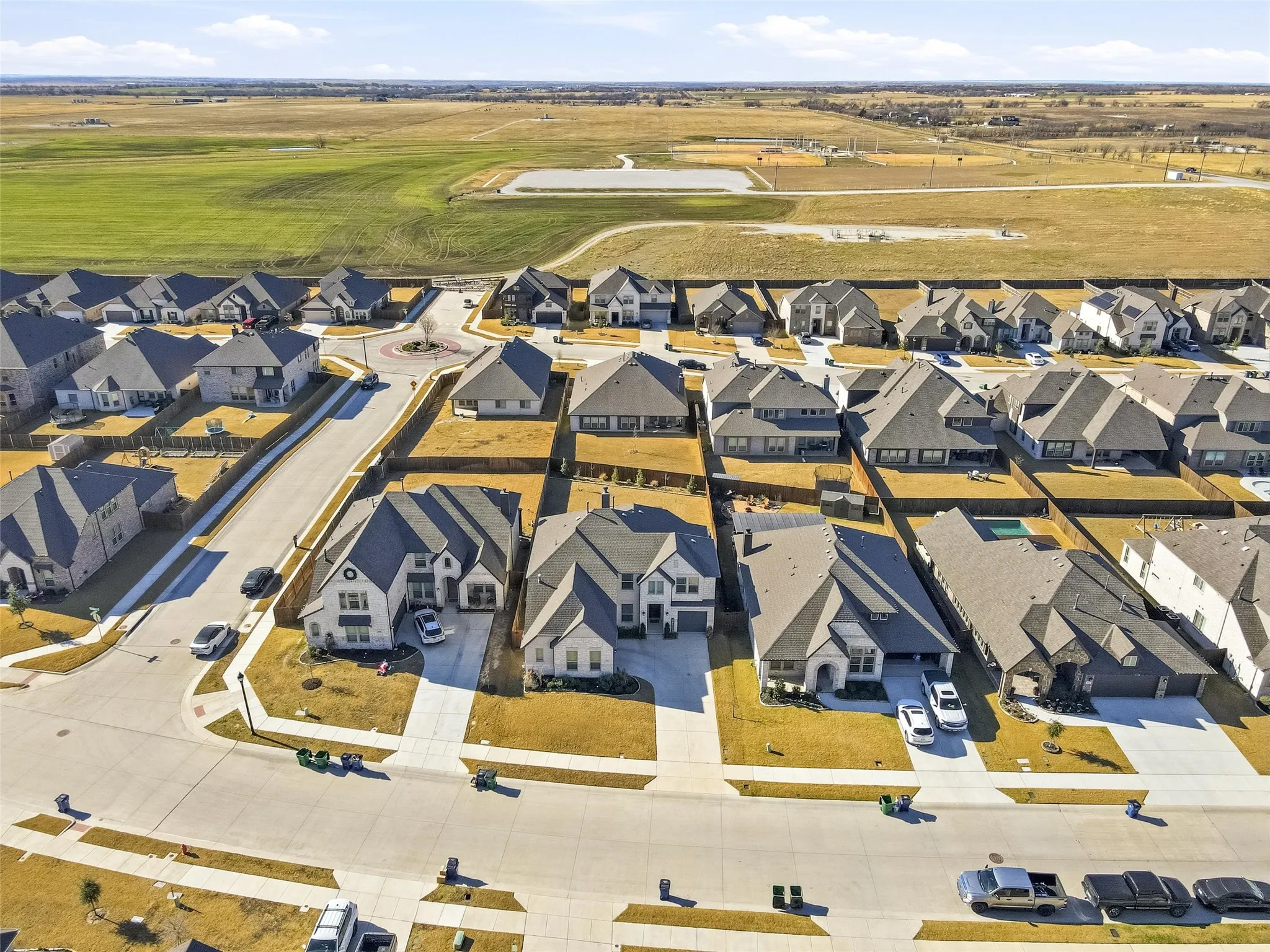 Single Family Residence For Sale in Denton County , 222 Lakewood Lane, Ponder, Texas 76259, 5 Bedroom, 4 Bathroom, 3 Garage spaces, 3,282 Sqft, built in 2023, Preowned, mls#21141507, Real Estate Agent in Ponder, Homes For Sale in Denton county, Homes For Sale in Ponder, Realtor in Ponder Texas, Real Estate Brokerage Independent Realty Texas, Luminita Cordes Realtor