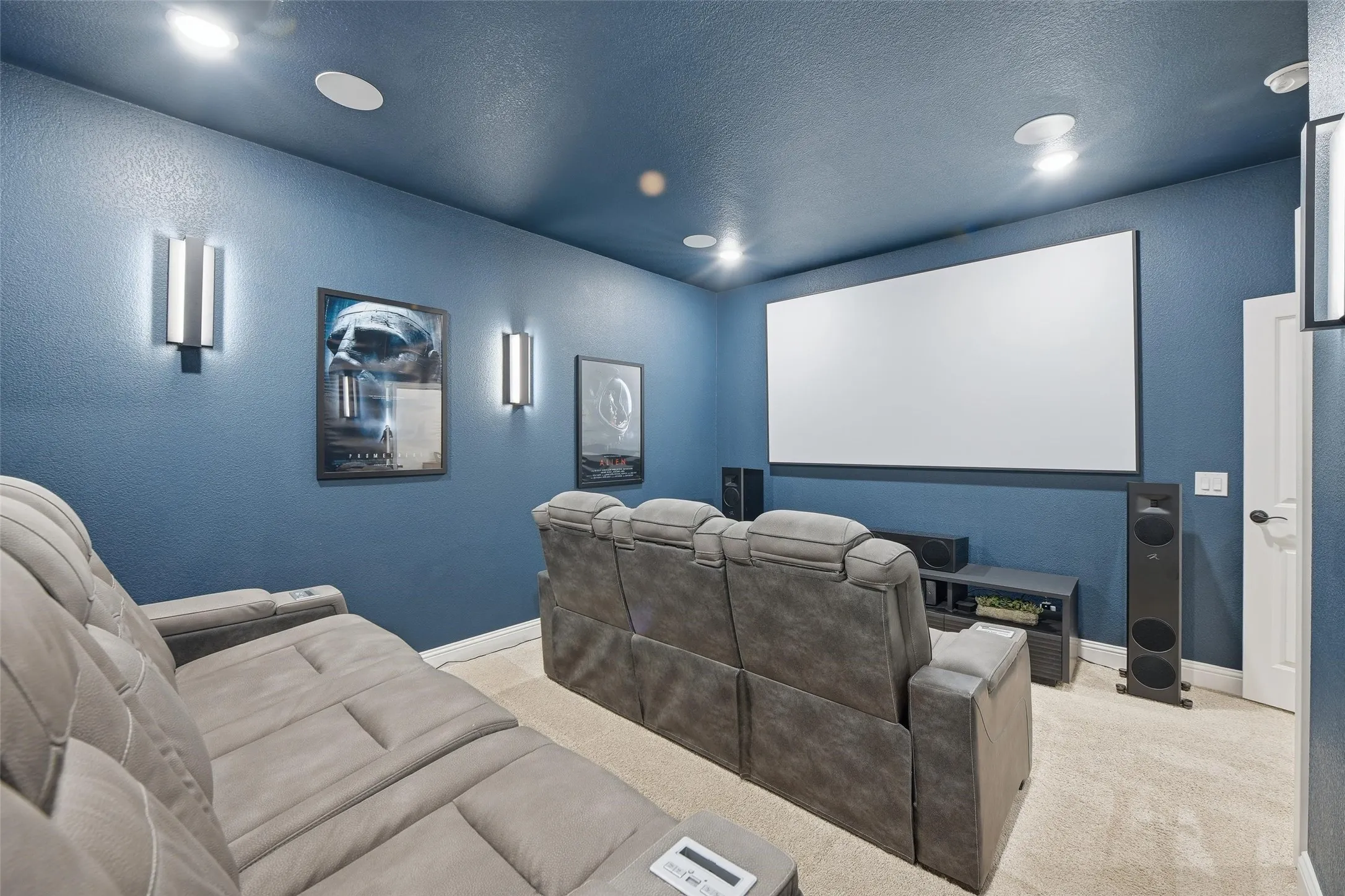 Single Family Residence For Sale in Denton County , 222 Lakewood Lane, Ponder, Texas 76259, 5 Bedroom, 4 Bathroom, 3 Garage spaces, 3,282 Sqft, built in 2023, Preowned, mls#21141507, Real Estate Agent in Ponder, Homes For Sale in Denton county, Homes For Sale in Ponder, Realtor in Ponder Texas, Real Estate Brokerage Independent Realty Texas, Luminita Cordes Realtor