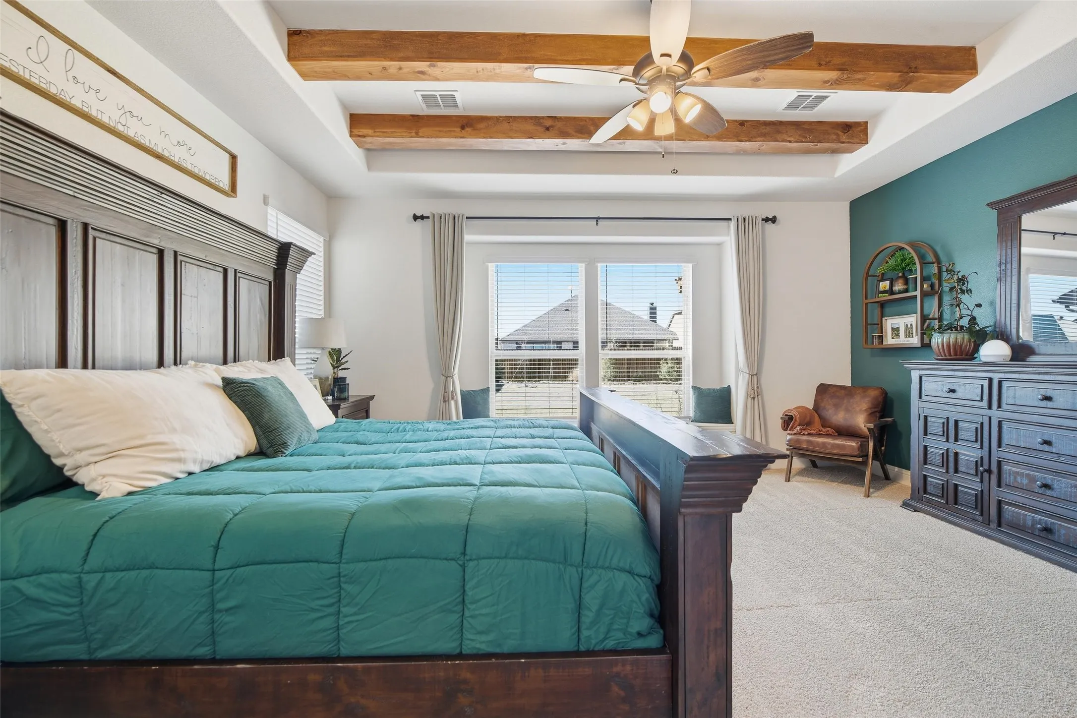 Single Family Residence For Sale in Denton County , 222 Lakewood Lane, Ponder, Texas 76259, 5 Bedroom, 4 Bathroom, 3 Garage spaces, 3,282 Sqft, built in 2023, Preowned, mls#21141507, Real Estate Agent in Ponder, Homes For Sale in Denton county, Homes For Sale in Ponder, Realtor in Ponder Texas, Real Estate Brokerage Independent Realty Texas, Luminita Cordes Realtor