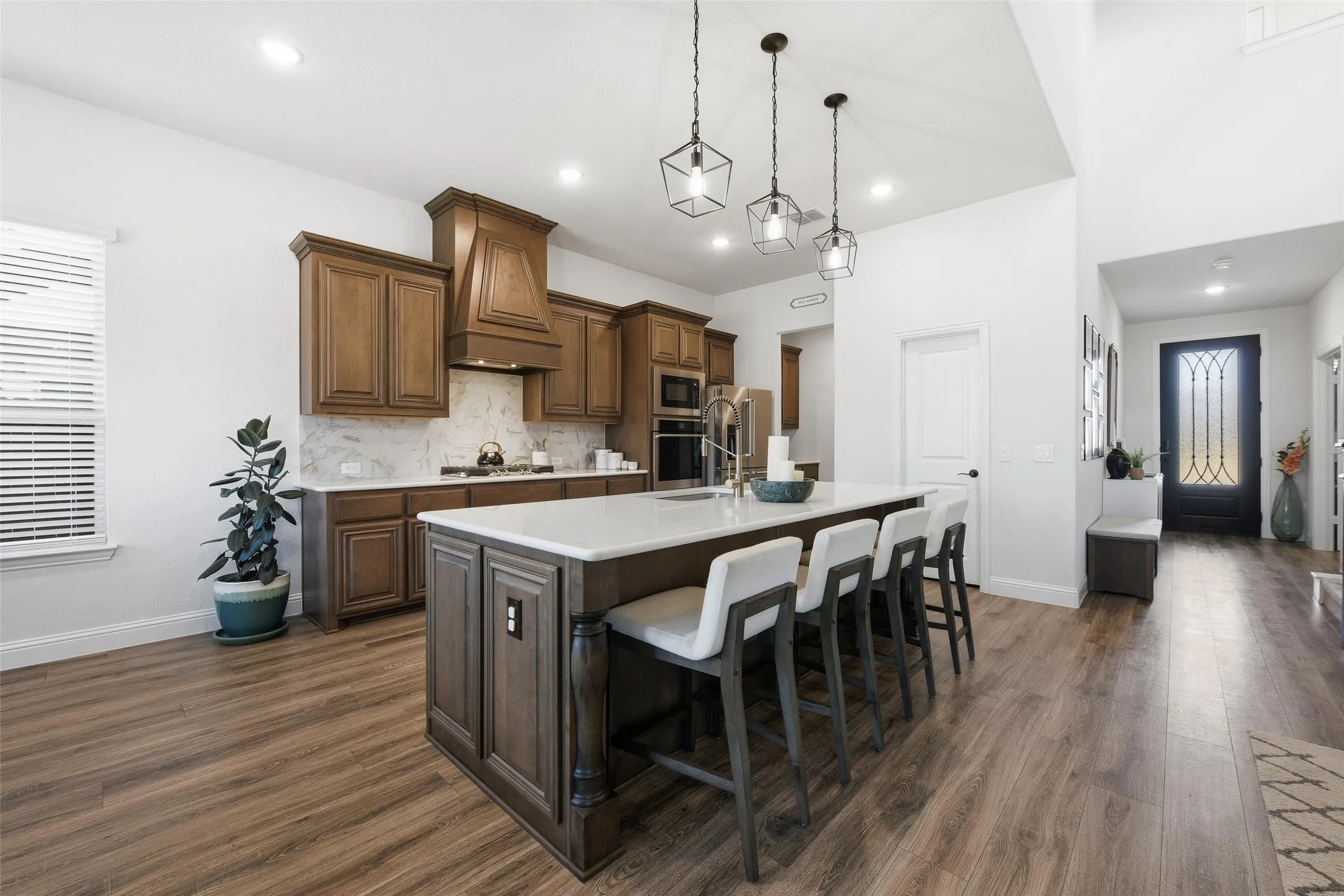 Single Family Residence For Sale in Denton County , 222 Lakewood Lane, Ponder, Texas 76259, 5 Bedroom, 4 Bathroom, 3 Garage spaces, 3,282 Sqft, built in 2023, Preowned, mls#21141507, Real Estate Agent in Ponder, Homes For Sale in Denton county, Homes For Sale in Ponder, Realtor in Ponder Texas, Real Estate Brokerage Independent Realty Texas, Luminita Cordes Realtor