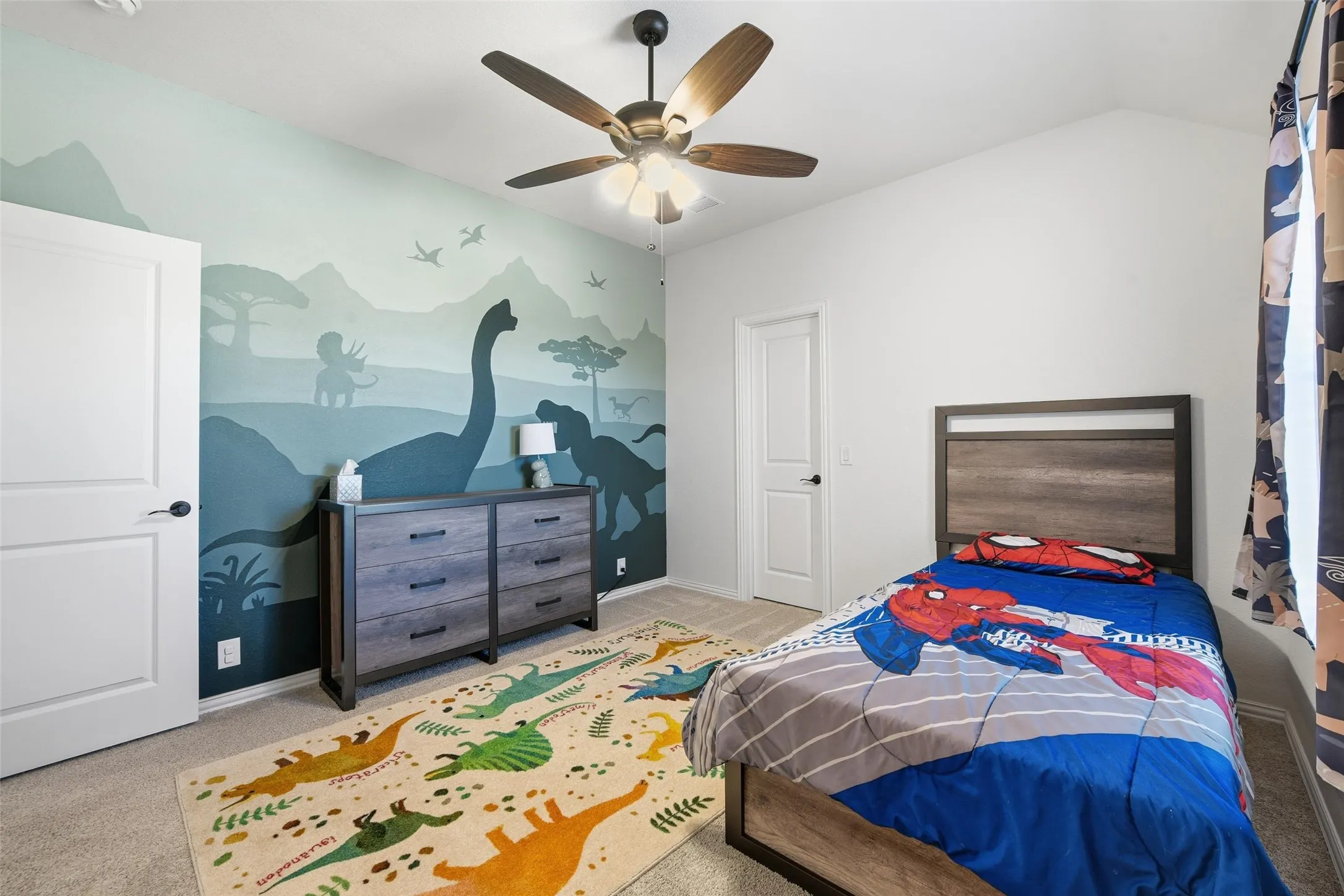 Single Family Residence For Sale in Denton County , 222 Lakewood Lane, Ponder, Texas 76259, 5 Bedroom, 4 Bathroom, 3 Garage spaces, 3,282 Sqft, built in 2023, Preowned, mls#21141507, Real Estate Agent in Ponder, Homes For Sale in Denton county, Homes For Sale in Ponder, Realtor in Ponder Texas, Real Estate Brokerage Independent Realty Texas, Luminita Cordes Realtor