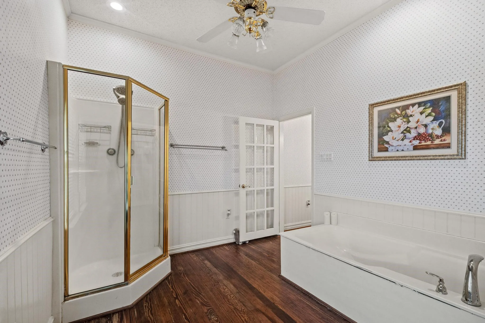Separate shower and soaking tub in the primary bath