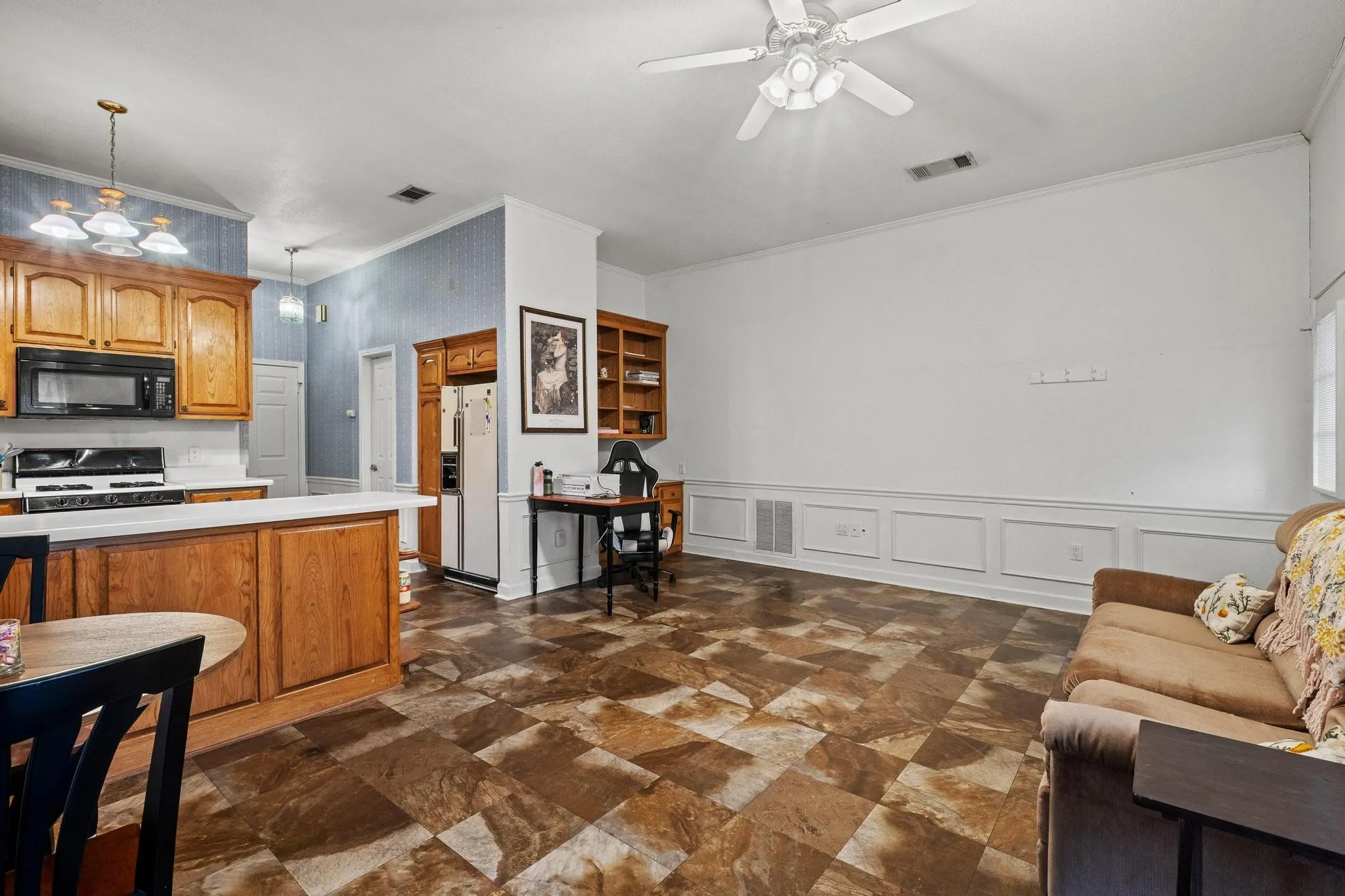 Living/dining area of separate guest quarters (ADU) - perfect for multi-gen living or LTR/STR