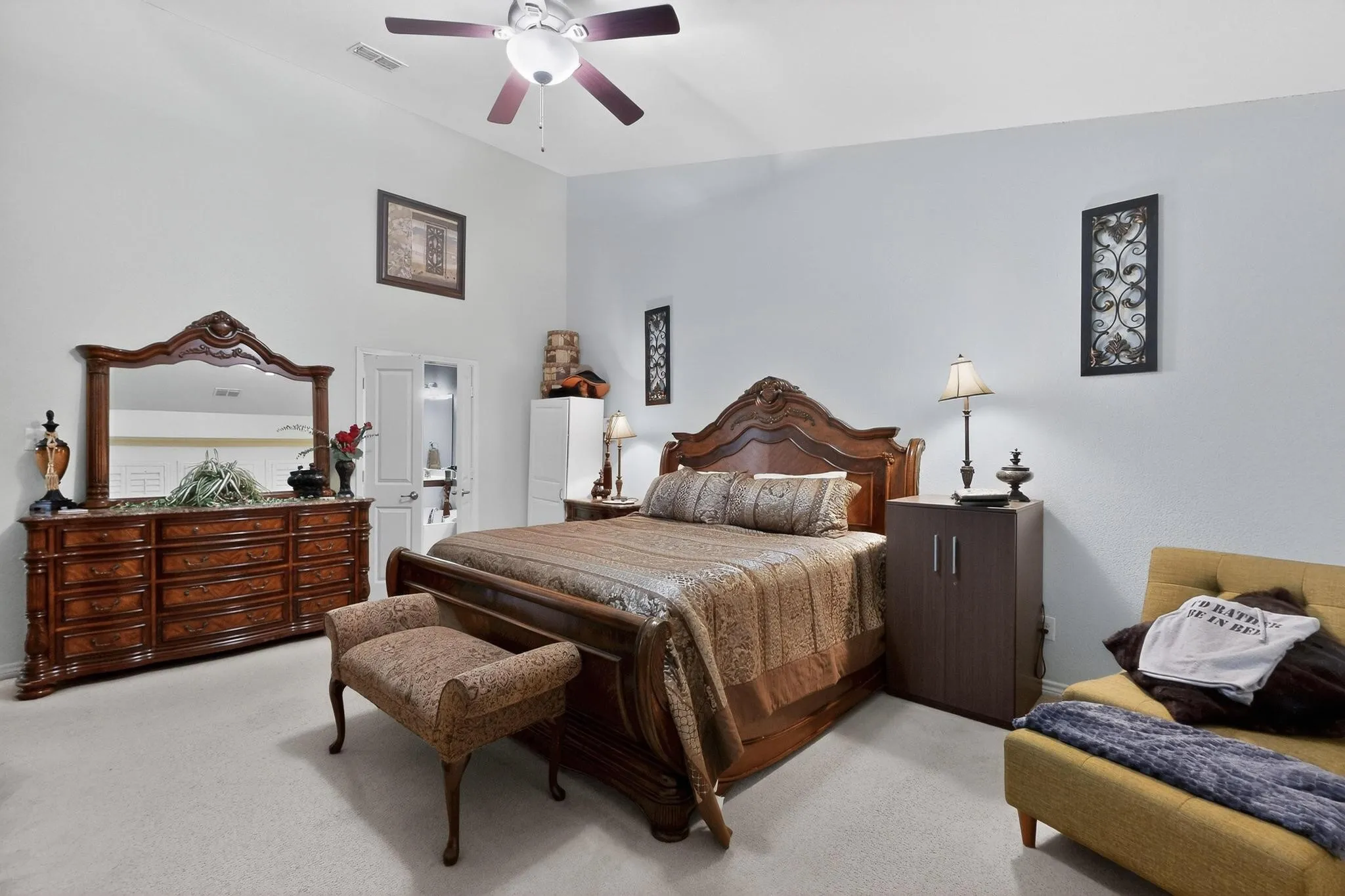 Single Family Residence For Sale in Hunt County , 3020 Glenoaks Drive, Royse City, Texas 75189, 3 Bedrooms, 3 Bathrooms, 3 Garage spaces, 2,534 Sqft, built in 2009, Preowned, Price $455,000, mls#21138522, Real Estate Agent in Royse City, Homes For Sale in Hunt county, Homes For Sale in Royse City, Realtor in Royse City Texas, Real Estate Brokerage Independent Realty Texas, Luminita Cordes Realtor