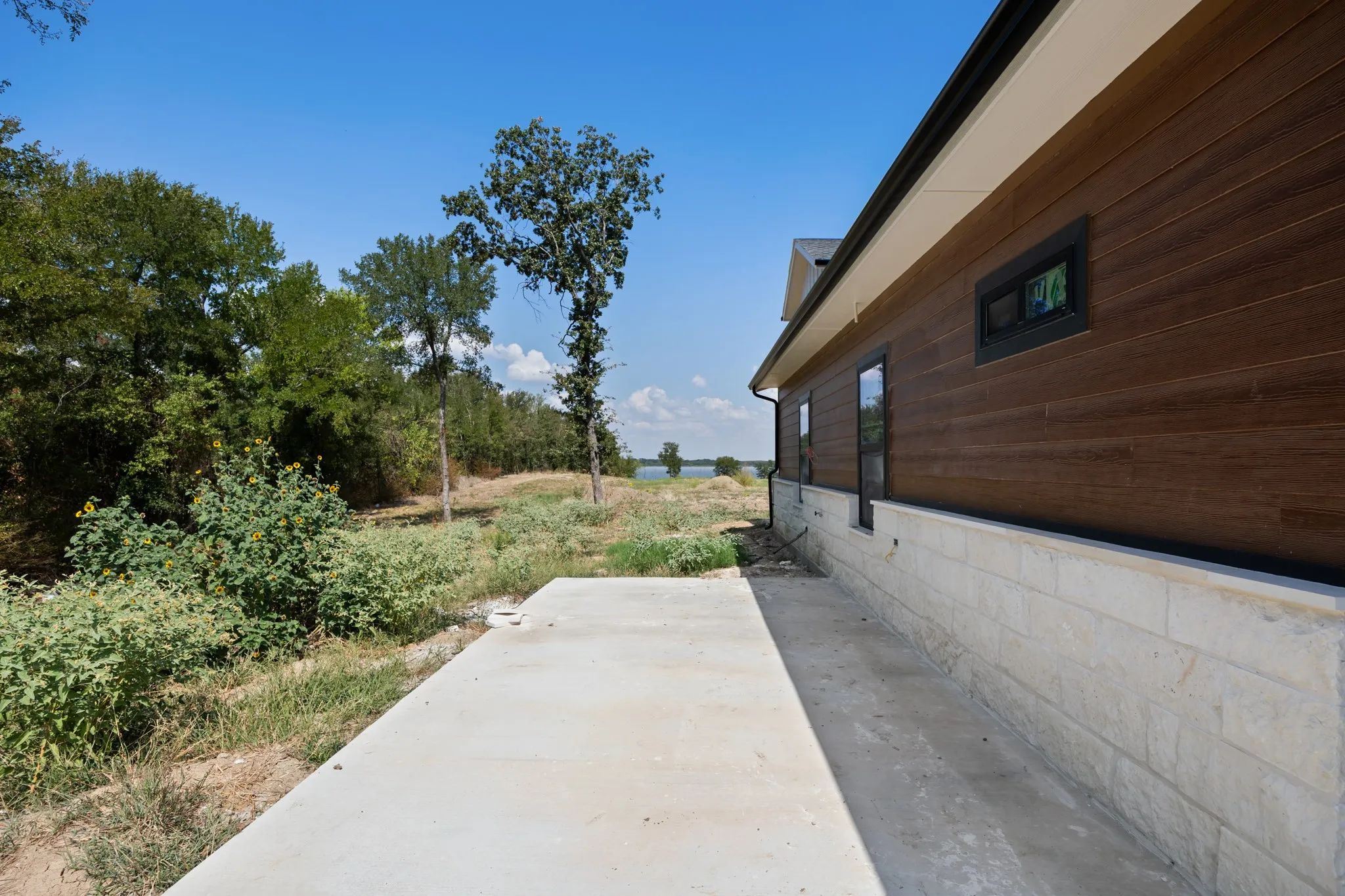 Home to be completed in approx 2 months from mid Sept