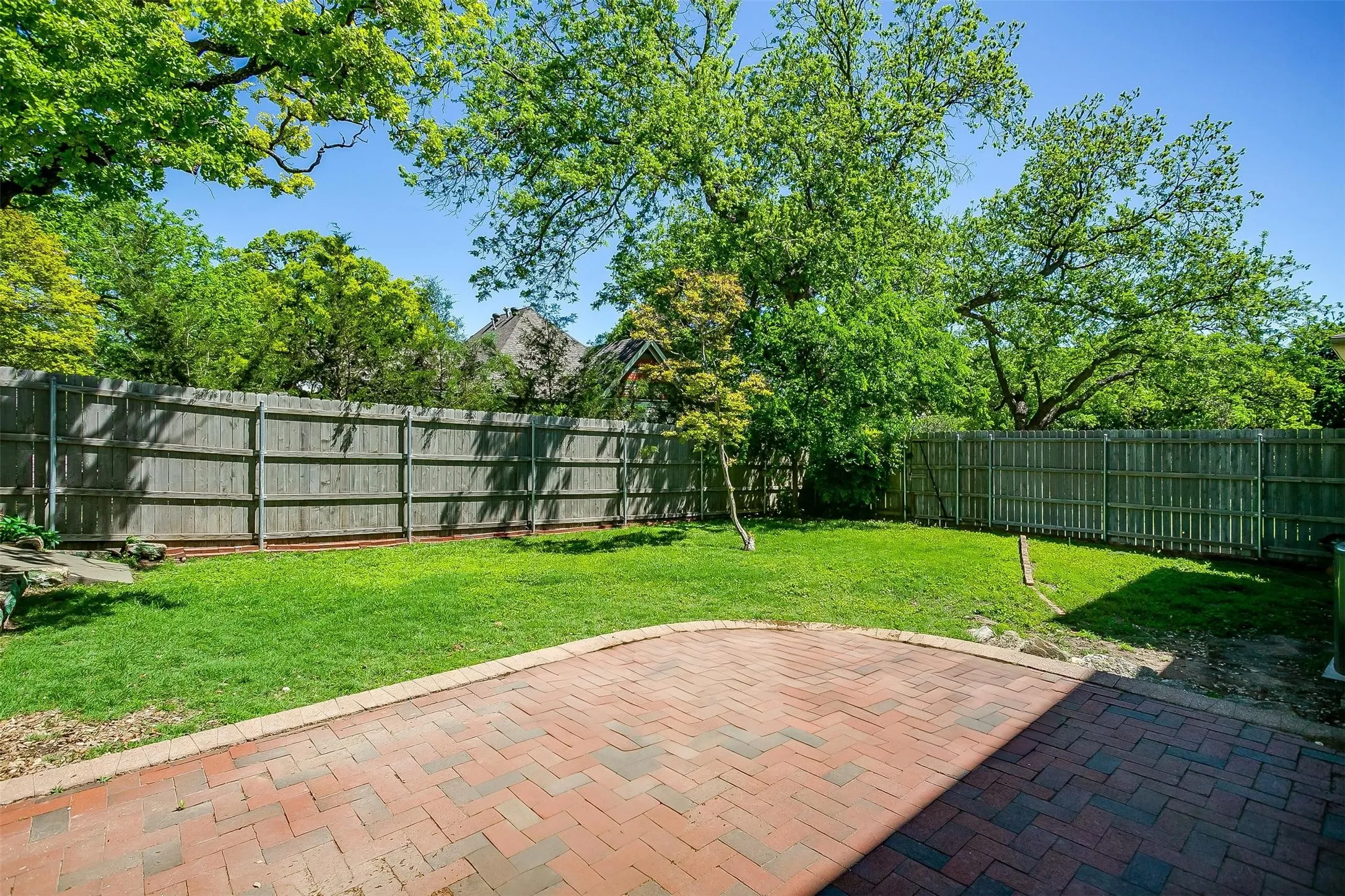 Single Family Residence For Sale in Parker County , 708 S Waco Street, Weatherford, Texas 76086, 4 Bedrooms, 3 Bathrooms, 3 Garage spaces, 4,085 Sqft, built in 1907, Price $639,000, mls#21142103, Real Estate Agent in Weatherford, Homes For Sale in Parker county, Homes For Sale in Weatherford, Realtor in Weatherford Texas, Real Estate Brokerage Independent Realty Texas, Luminita Cordes Realtor