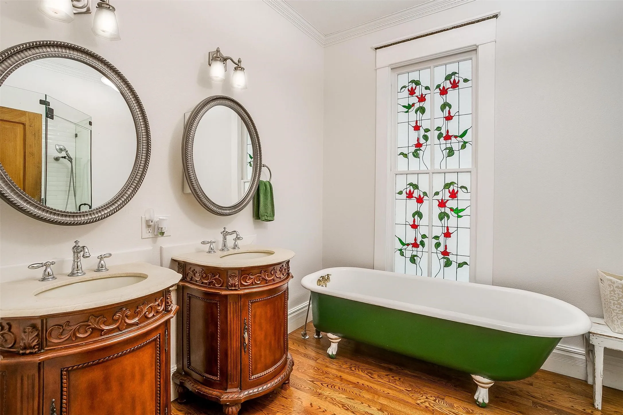 Single Family Residence For Sale in Parker County , 708 S Waco Street, Weatherford, Texas 76086, 4 Bedrooms, 3 Bathrooms, 3 Garage spaces, 4,085 Sqft, built in 1907, Price $639,000, mls#21142103, Real Estate Agent in Weatherford, Homes For Sale in Parker county, Homes For Sale in Weatherford, Realtor in Weatherford Texas, Real Estate Brokerage Independent Realty Texas, Luminita Cordes Realtor