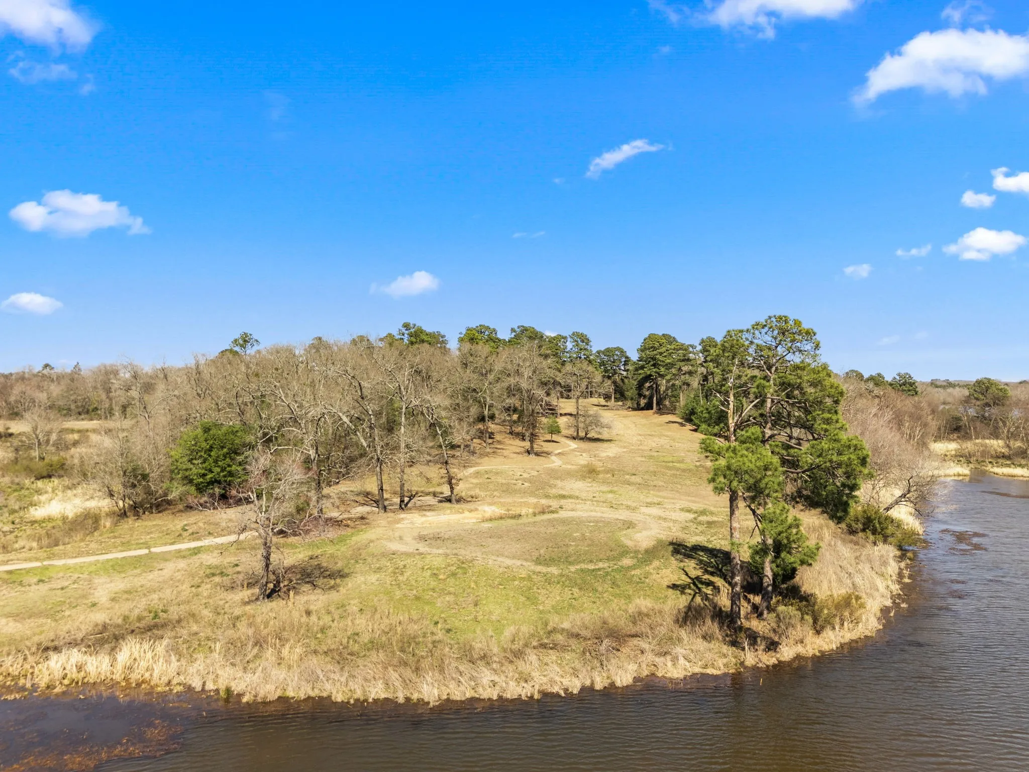 Unimproved Land For Sale in Smith County , 22049 Fm 1995, Lindale, Texas 75771, 0, 0, Garage spaces, 0 Sqft, built in 1992, Preowned, Price $9,900,000, mls#21142321, Real Estate Agent in Lindale, Homes For Sale in Smith county, Homes For Sale in Lindale, Realtor in Lindale Texas, Real Estate Brokerage Independent Realty Texas, Luminita Cordes Realtor