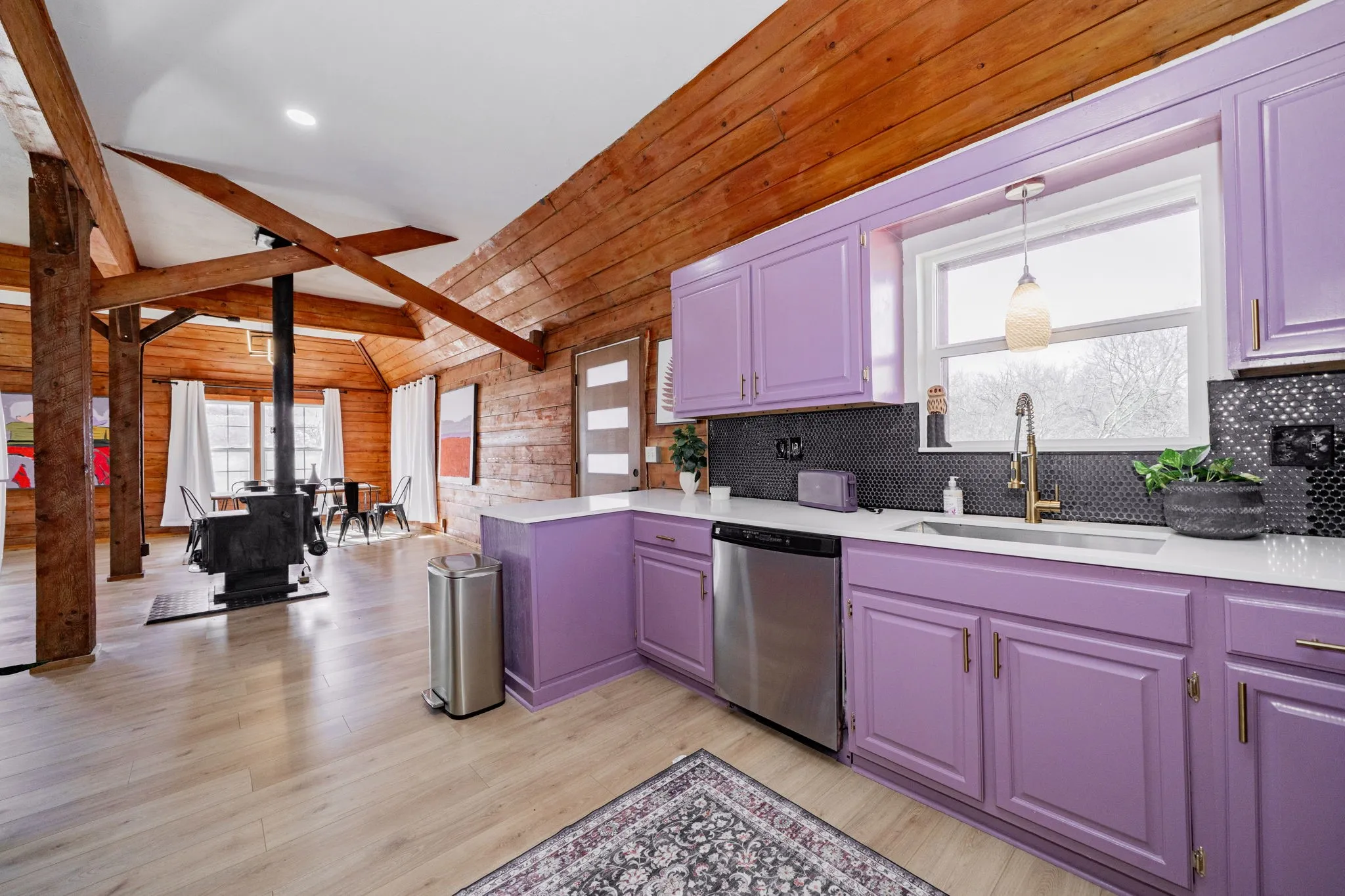 Single Family Residence For Sale in Grayson County , 691 Bear Road, Van Alstyne, Texas 75495, 4 Bedroom, 5 Bathroom, Garage spaces, 4,099 Sqft, built in 1989, Price $799,000, mls#21142262, Real Estate Agent in Van Alstyne, Homes For Sale in Grayson county, Homes For Sale in Van Alstyne, Realtor in Van Alstyne Texas, Real Estate Brokerage Independent Realty Texas, Luminita Cordes Realtor