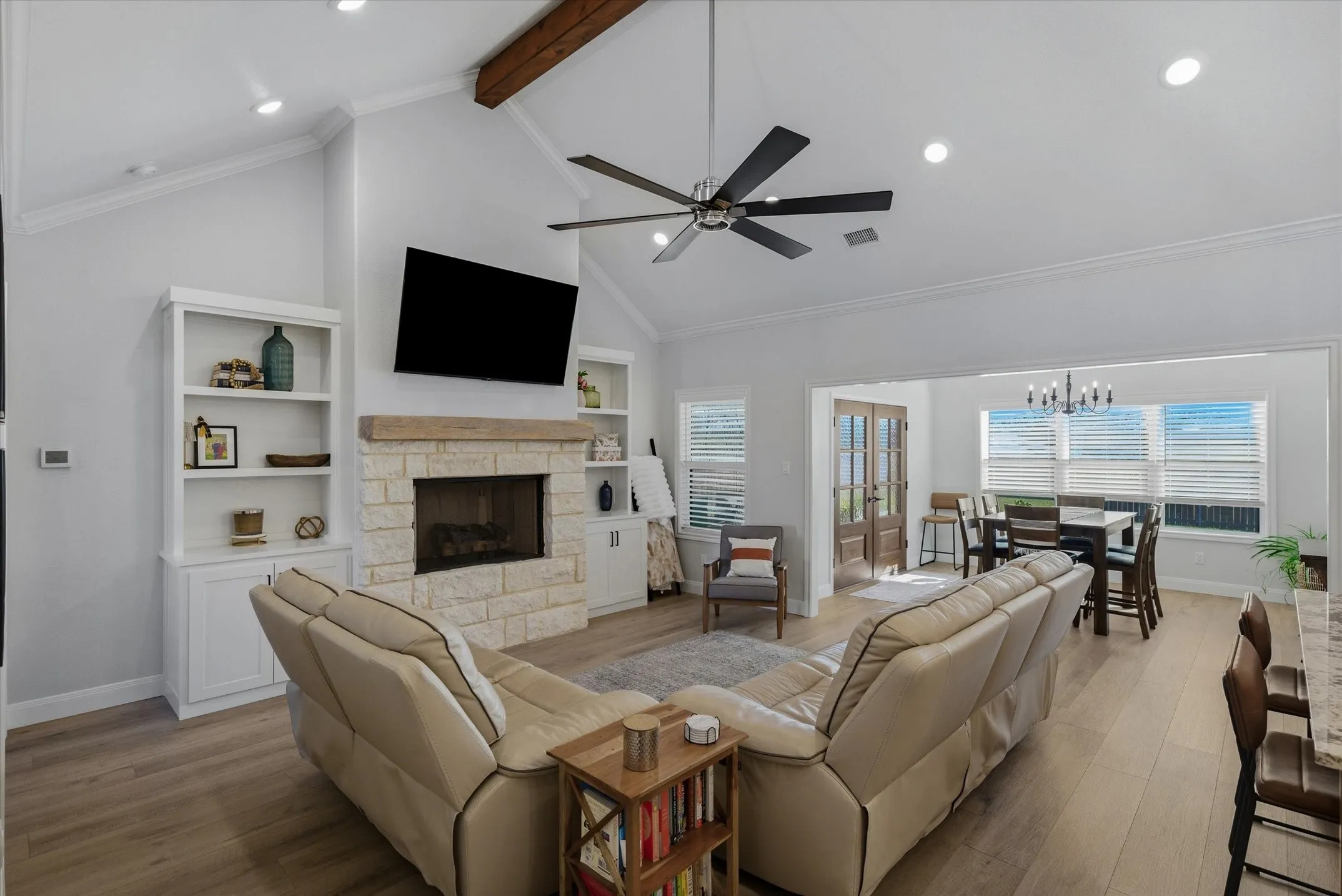 Single Family Residence For Sale in Van Zandt County , 1825 Meadowview, Canton, Texas 75103, 3 Bedroom, 2 Bathroom, 2 Garage spaces, 1,920 Sqft, built in 2022, mls#21141876, Real Estate Agent in Canton, Homes For Sale in Van Zandt county, Homes For Sale in Canton, Realtor in Canton Texas, Real Estate Brokerage Independent Realty Texas, Luminita Cordes Realtor