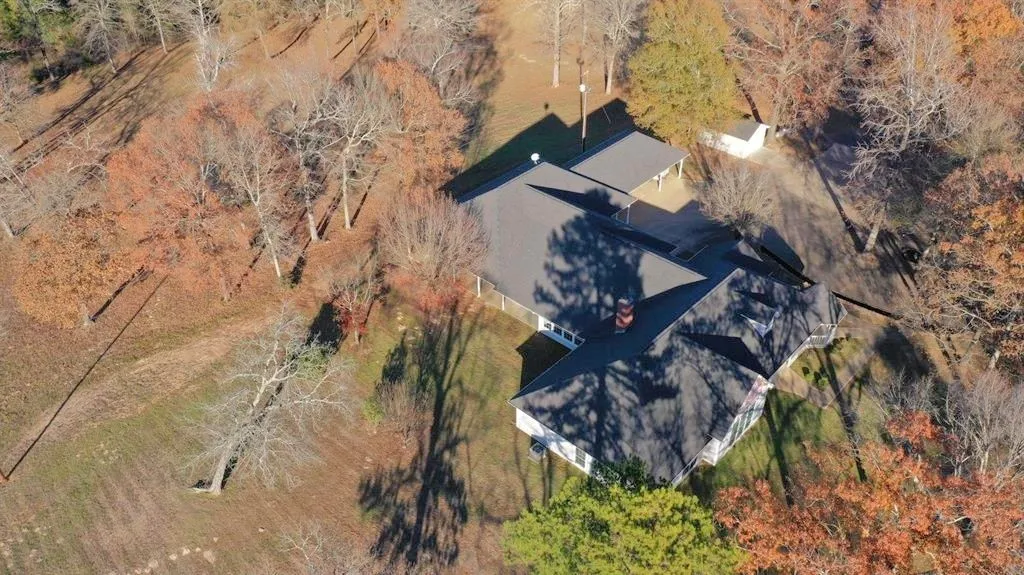 Single Family Residence For Sale in Cass County , 9791 Farm to Market 251 South S, Bivins, Texas 75555, 4 Bedroom, 5 Bathroom, 3 Garage spaces, 5,071 Sqft, built in 2002, Preowned, mls#21142624, Real Estate Agent in Bivins, Homes For Sale in Cass county, Homes For Sale in Bivins, Realtor in Bivins Texas, Real Estate Brokerage Independent Realty Texas, Luminita Cordes Realtor