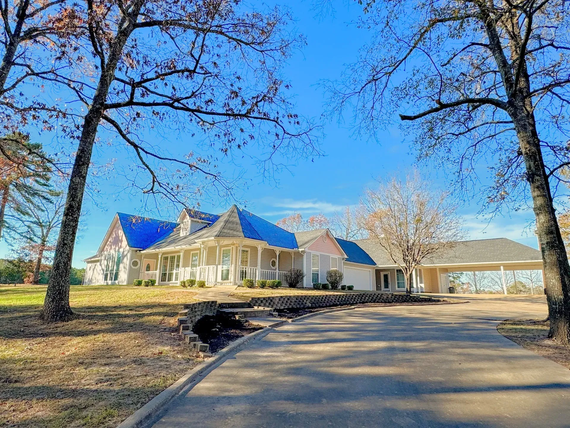 Single Family Residence For Sale in Cass County , 9791 Farm to Market 251 South S, Bivins, Texas 75555, 4 Bedroom, 5 Bathroom, 3 Garage spaces, 5,071 Sqft, built in 2002, Preowned, mls#21142624, Real Estate Agent in Bivins, Homes For Sale in Cass county, Homes For Sale in Bivins, Realtor in Bivins Texas, Real Estate Brokerage Independent Realty Texas, Luminita Cordes Realtor