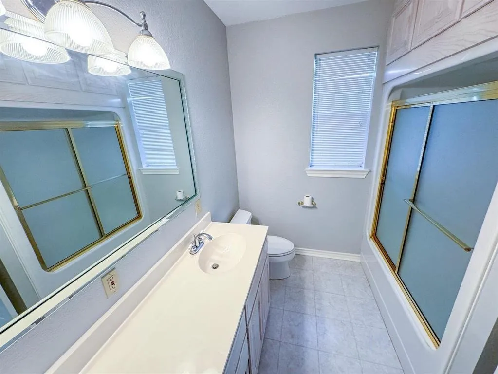 Single Family Residence For Sale in Cass County , 9791 Farm to Market 251 South S, Bivins, Texas 75555, 4 Bedroom, 5 Bathroom, 3 Garage spaces, 5,071 Sqft, built in 2002, Preowned, mls#21142624, Real Estate Agent in Bivins, Homes For Sale in Cass county, Homes For Sale in Bivins, Realtor in Bivins Texas, Real Estate Brokerage Independent Realty Texas, Luminita Cordes Realtor
