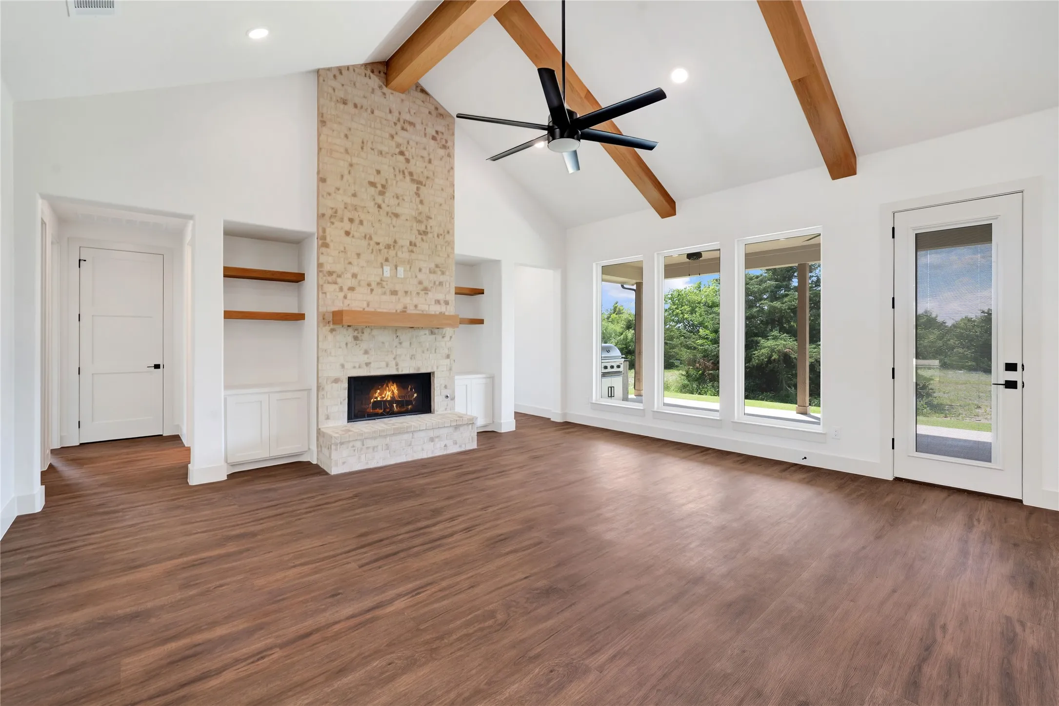 Single Family Residence For Sale in Hunt County , 3590 Evergreen Lane, Caddo Mills, Texas 75135, 4 Bedroom, 4 Bathroom, 2 Garage spaces, 2,881 Sqft, built in 2025, mls#21142664, Real Estate Agent in Caddo Mills, Homes For Sale in Hunt county, Homes For Sale in Caddo Mills, Realtor in Caddo Mills Texas, Real Estate Brokerage Independent Realty Texas, Luminita Cordes Realtor