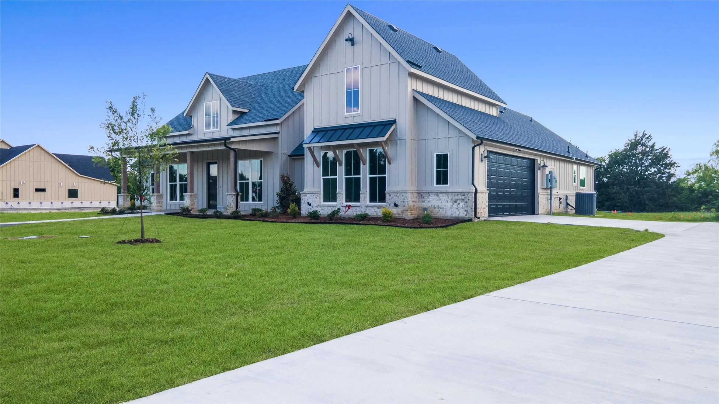 Single Family Residence For Sale in Hunt County , 3590 Evergreen Lane, Caddo Mills, Texas 75135, 4 Bedroom, 4 Bathroom, 2 Garage spaces, 2,881 Sqft, built in 2025, mls#21142664, Real Estate Agent in Caddo Mills, Homes For Sale in Hunt county, Homes For Sale in Caddo Mills, Realtor in Caddo Mills Texas, Real Estate Brokerage Independent Realty Texas, Luminita Cordes Realtor