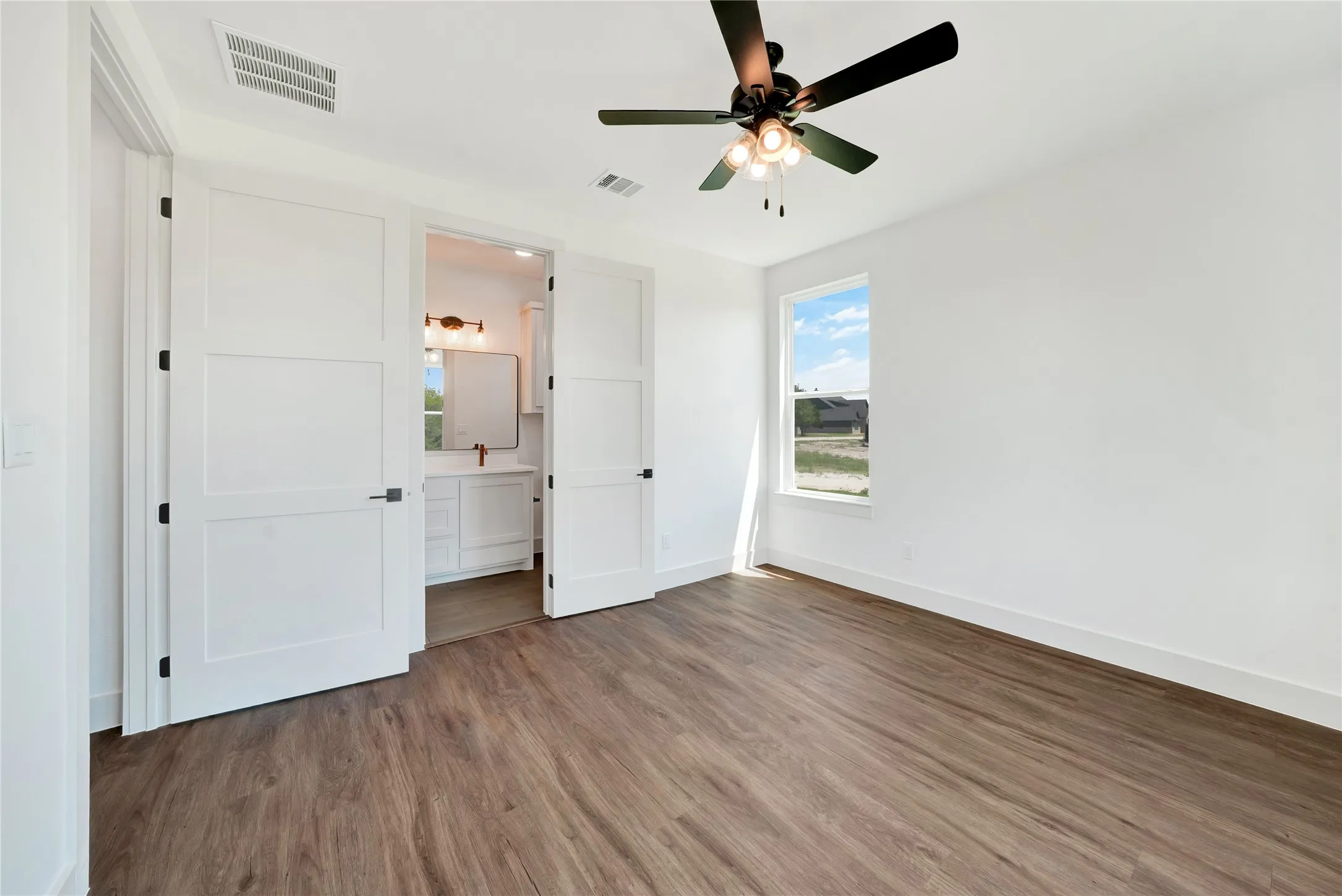 Single Family Residence For Sale in Hunt County , 3590 Evergreen Lane, Caddo Mills, Texas 75135, 4 Bedroom, 4 Bathroom, 2 Garage spaces, 2,881 Sqft, built in 2025, mls#21142664, Real Estate Agent in Caddo Mills, Homes For Sale in Hunt county, Homes For Sale in Caddo Mills, Realtor in Caddo Mills Texas, Real Estate Brokerage Independent Realty Texas, Luminita Cordes Realtor