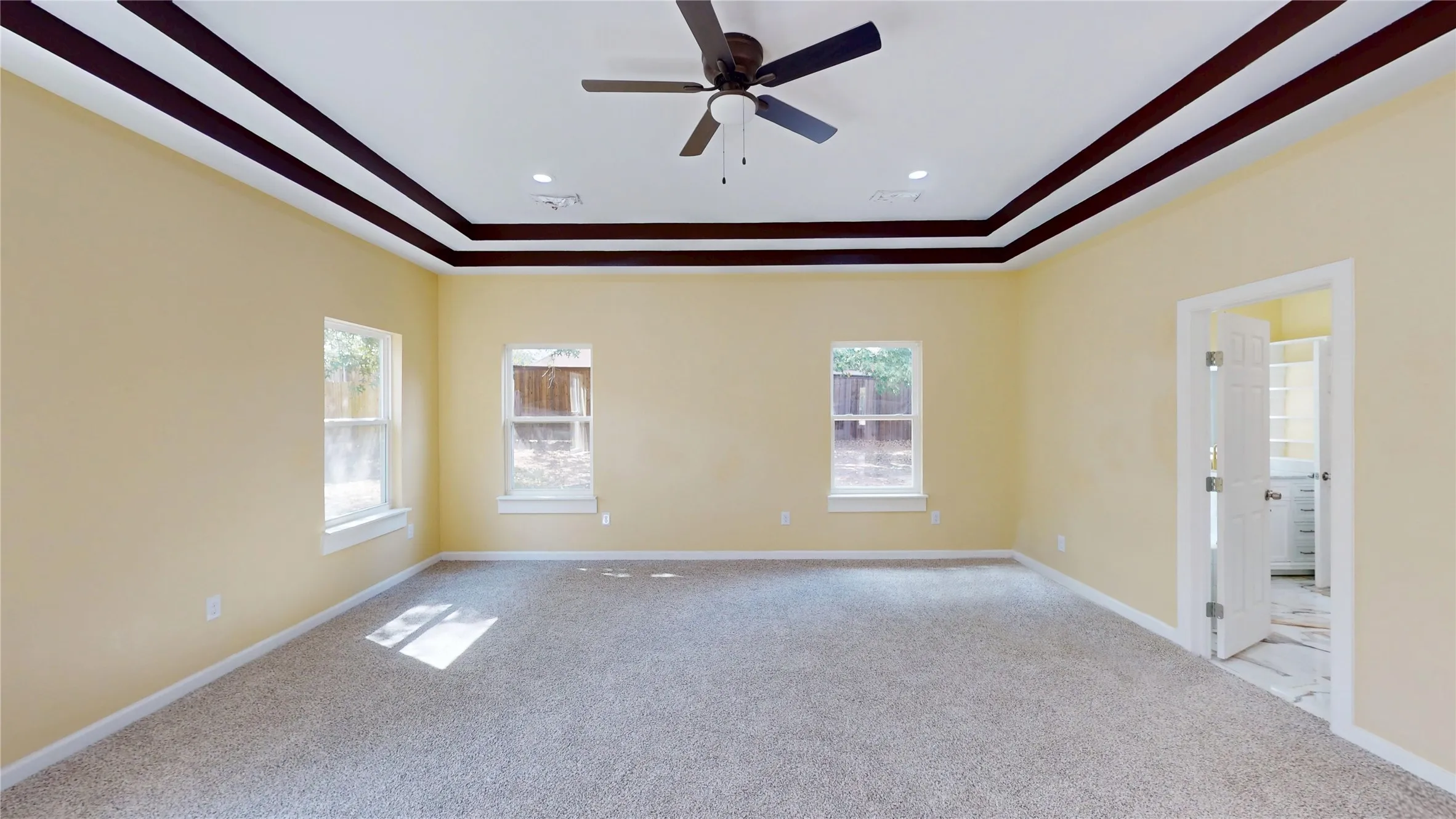 Single Family Residence For Sale in Dallas County , 1718 Beaver Creek Circle, Duncanville, Texas 75137, 4 Bedroom, 3 Bathroom, 2 Garage spaces, 3,563 Sqft, built in 1980, Preowned, mls#21142502, Real Estate Agent in Duncanville, Homes For Sale in Dallas county, Homes For Sale in Duncanville, Realtor in Duncanville Texas, Real Estate Brokerage Independent Realty Texas, Luminita Cordes Realtor