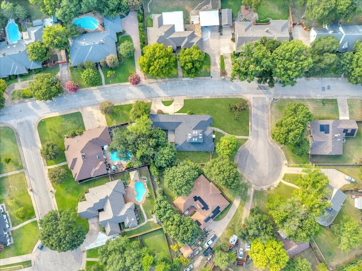 Single Family Residence For Sale in Dallas County , 1718 Beaver Creek Circle, Duncanville, Texas 75137, 4 Bedroom, 3 Bathroom, 2 Garage spaces, 3,563 Sqft, built in 1980, Preowned, mls#21142502, Real Estate Agent in Duncanville, Homes For Sale in Dallas county, Homes For Sale in Duncanville, Realtor in Duncanville Texas, Real Estate Brokerage Independent Realty Texas, Luminita Cordes Realtor