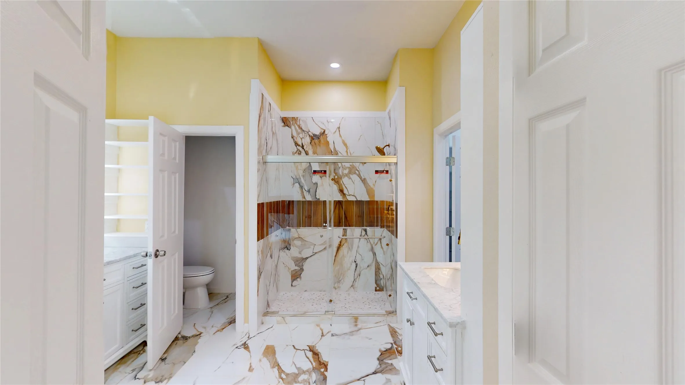 Single Family Residence For Sale in Dallas County , 1718 Beaver Creek Circle, Duncanville, Texas 75137, 4 Bedroom, 3 Bathroom, 2 Garage spaces, 3,563 Sqft, built in 1980, Preowned, mls#21142502, Real Estate Agent in Duncanville, Homes For Sale in Dallas county, Homes For Sale in Duncanville, Realtor in Duncanville Texas, Real Estate Brokerage Independent Realty Texas, Luminita Cordes Realtor