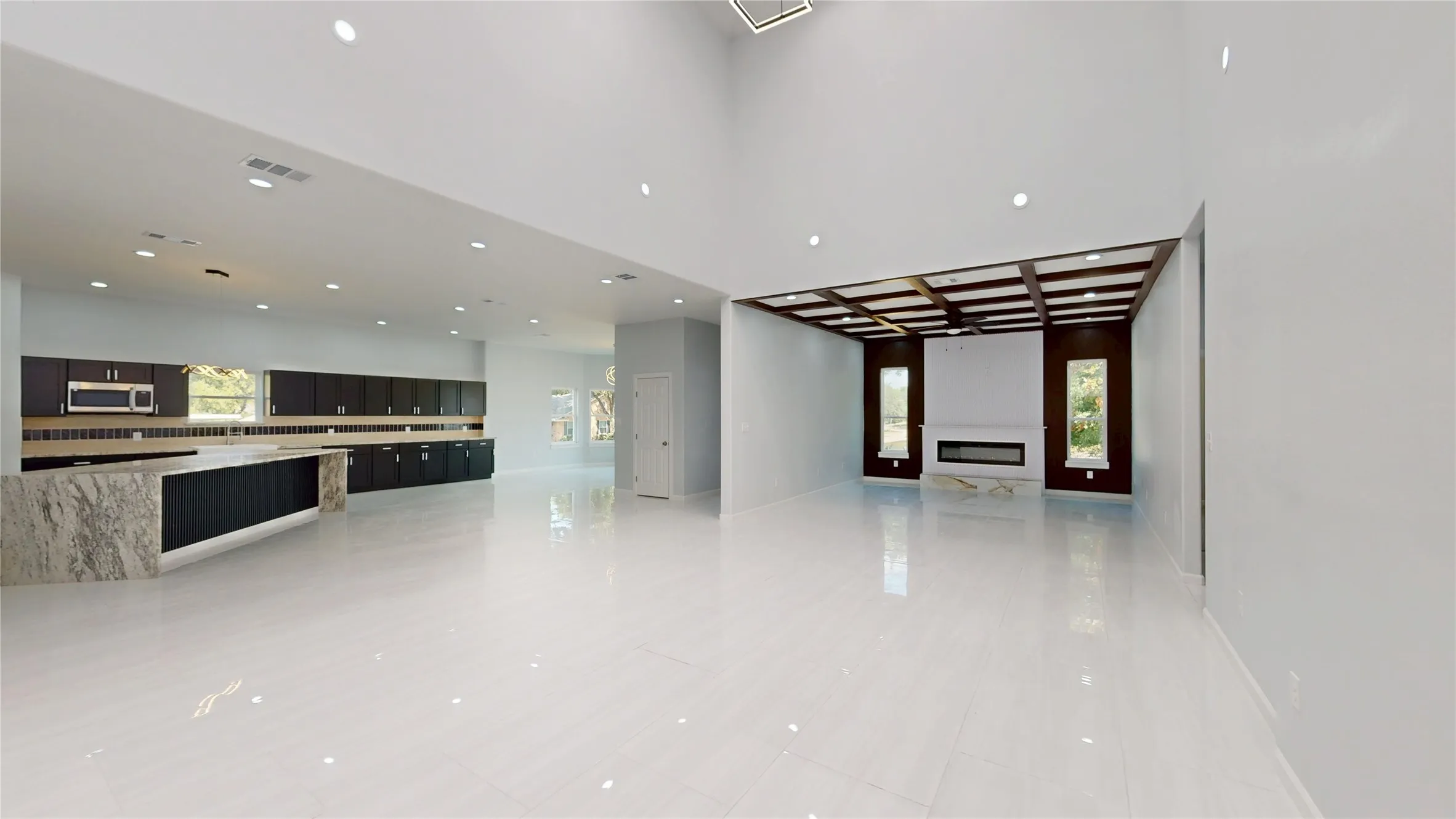Single Family Residence For Sale in Dallas County , 1718 Beaver Creek Circle, Duncanville, Texas 75137, 4 Bedroom, 3 Bathroom, 2 Garage spaces, 3,563 Sqft, built in 1980, Preowned, mls#21142502, Real Estate Agent in Duncanville, Homes For Sale in Dallas county, Homes For Sale in Duncanville, Realtor in Duncanville Texas, Real Estate Brokerage Independent Realty Texas, Luminita Cordes Realtor
