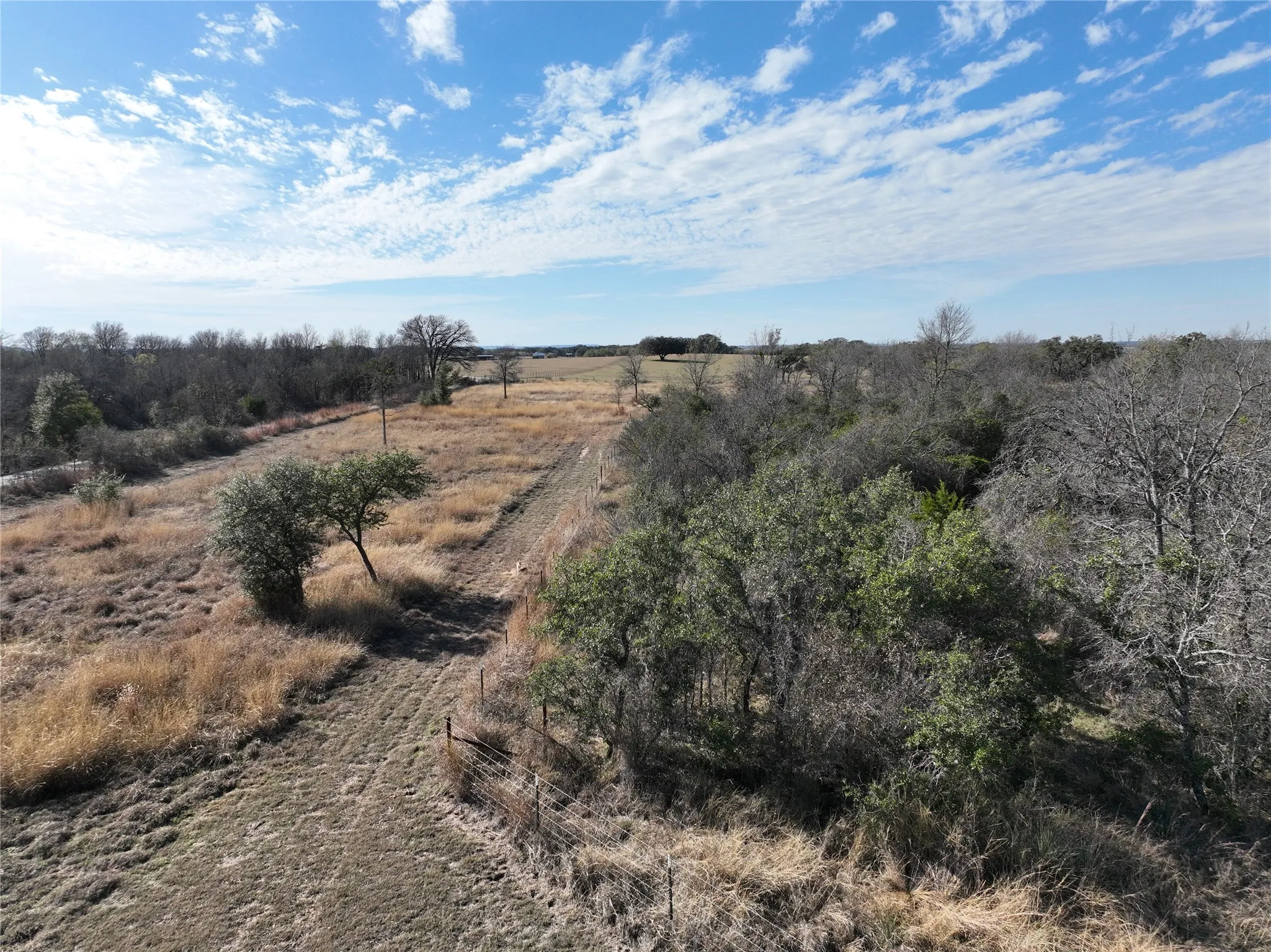 Single Family Residence For Sale in Comanche County , 2100 CR 419, Comanche, Texas 76442, 3 Bedroom, 2 Bathroom, Garage spaces, 2,028 Sqft, built in 2005, mls#21142678, Real Estate Agent in Comanche, Homes For Sale in Comanche county, Homes For Sale in Comanche, Realtor in Comanche Texas, Real Estate Brokerage Independent Realty Texas, Luminita Cordes Realtor