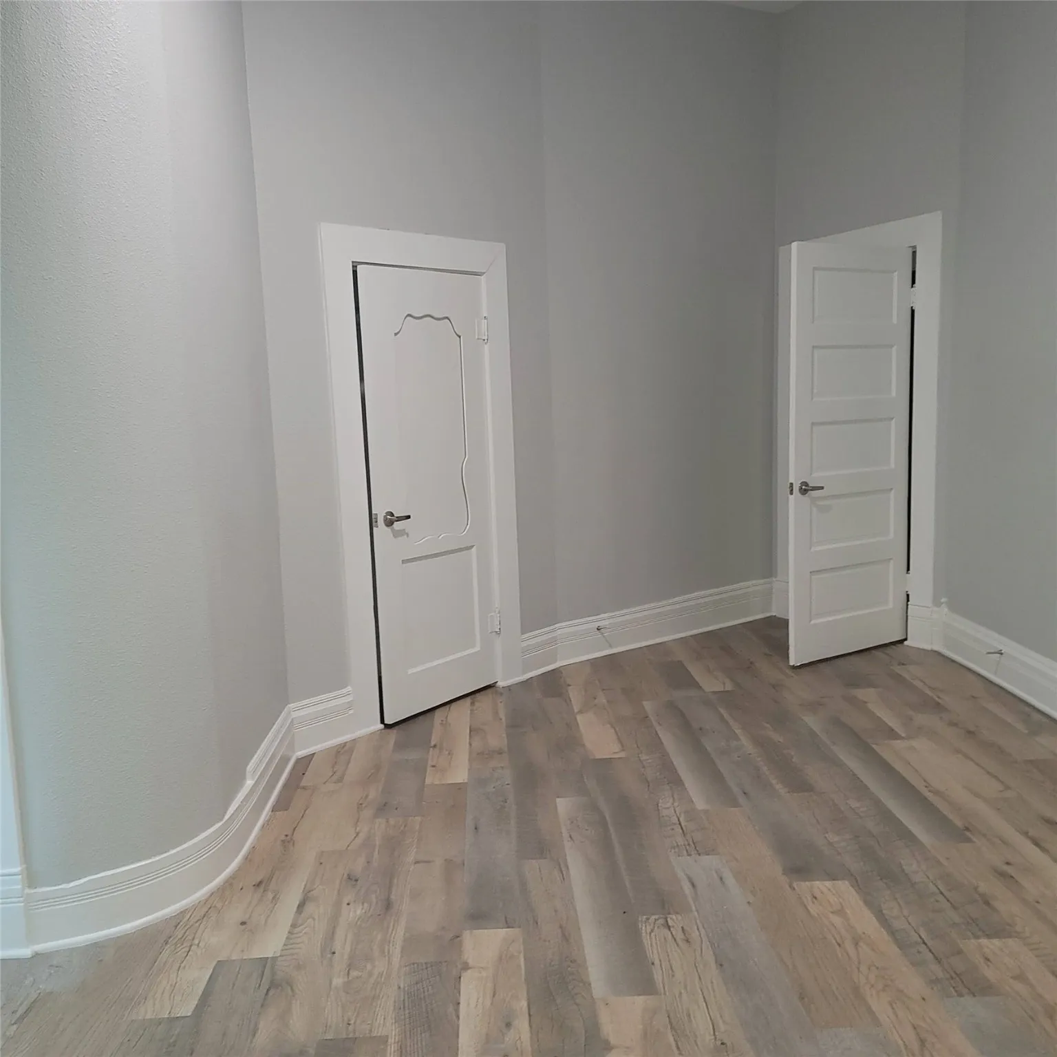 Single Family Residence For Sale in Navarro County , 1325 W 13th Avenue, Corsicana, Texas 75110, 4 Bedroom, 3 Bathroom, 2 Garage spaces, 1,818 Sqft, built in 1940, mls#21142923, Real Estate Agent in Corsicana, Homes For Sale in Navarro county, Homes For Sale in Corsicana, Realtor in Corsicana Texas, Real Estate Brokerage Independent Realty Texas, Luminita Cordes Realtor
