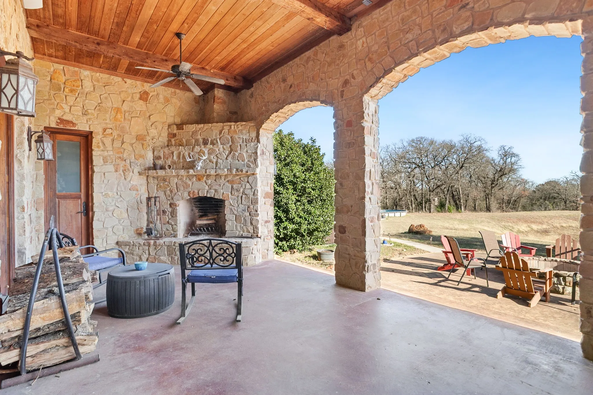 Farm For Sale in Hill County , 1561 Fm 934, Blum, Texas 76627, 3 Bedroom, 4 Bathroom, 7 Garage spaces, 4,255 Sqft, built in 2010, mls#21142038, Real Estate Agent in Blum, Homes For Sale in Hill county, Homes For Sale in Blum, Realtor in Blum Texas, Real Estate Brokerage Independent Realty Texas, Luminita Cordes Realtor