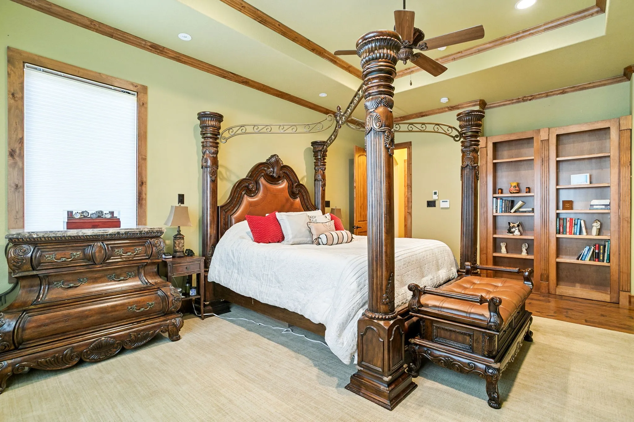 Farm For Sale in Hill County , 1561 Fm 934, Blum, Texas 76627, 3 Bedroom, 4 Bathroom, 7 Garage spaces, 4,255 Sqft, built in 2010, mls#21142038, Real Estate Agent in Blum, Homes For Sale in Hill county, Homes For Sale in Blum, Realtor in Blum Texas, Real Estate Brokerage Independent Realty Texas, Luminita Cordes Realtor