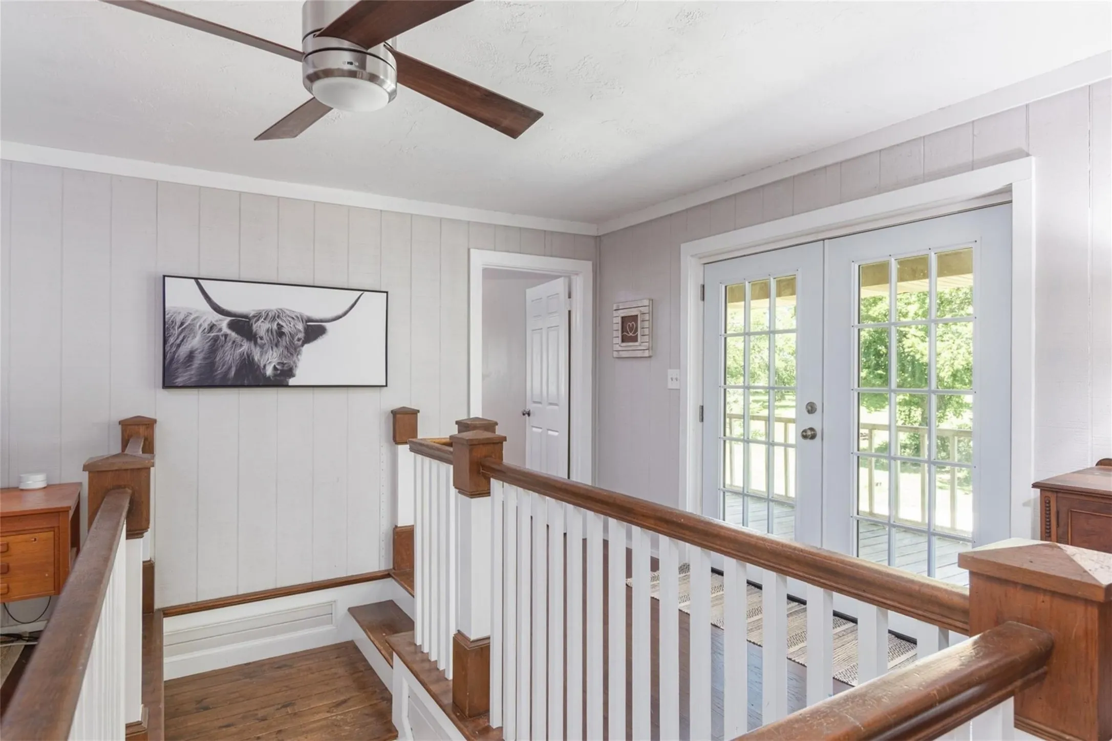 Single Family Residence For Sale in Van Zandt County , 1147 Vz County Road 3417, Wills Point, Texas 75169, 4 Bedroom, 3 Bathroom, 2 Garage spaces, 3,200 Sqft, built in 1988, mls#21142996, Real Estate Agent in Wills Point, Homes For Sale in Van Zandt county, Homes For Sale in Wills Point, Realtor in Wills Point Texas, Real Estate Brokerage Independent Realty Texas, Luminita Cordes Realtor