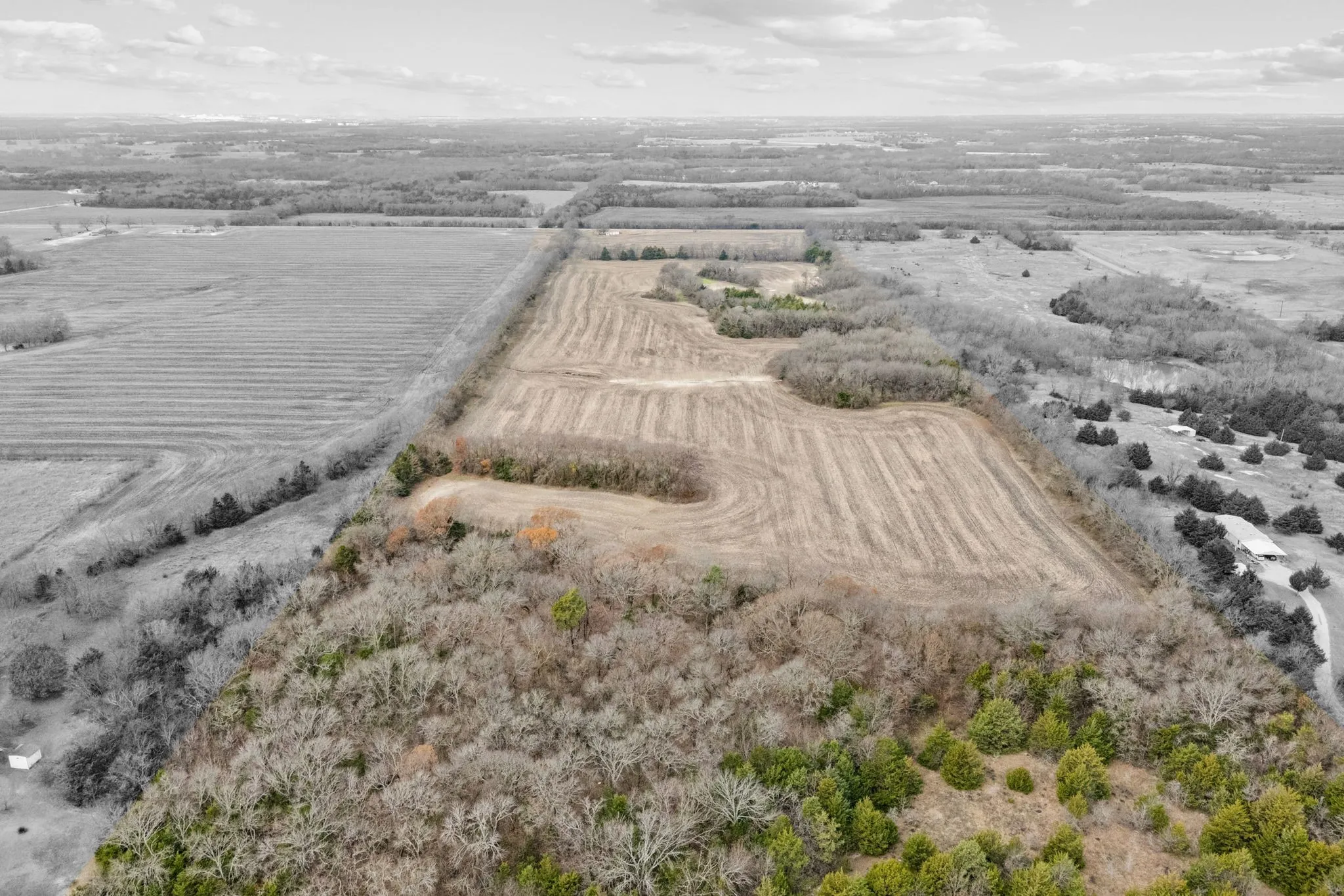 Farm For Sale in Collin County , 9995 Fm 2862, Anna, Texas 75409, 3 Bedrooms, 1 Bathroom, Garage spaces, 1,080 Sqft, built in 1955, Preowned, Price $2,244,000, mls#21143125, Real Estate Agent in Anna, Homes For Sale in Collin county, Homes For Sale in Anna, Realtor in Anna Texas, Real Estate Brokerage Independent Realty Texas, Luminita Cordes Realtor
