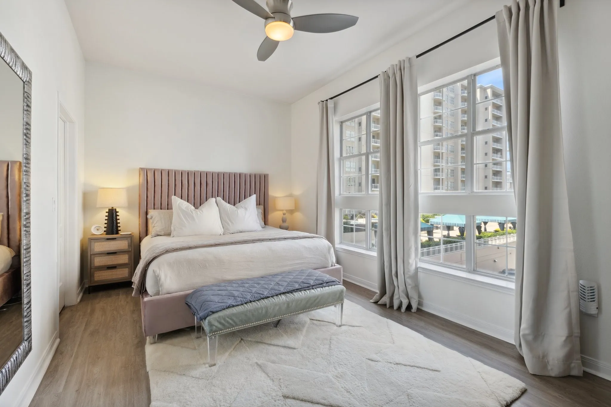 Condominium For Sale in Dallas County , 3225 Turtle Creek Boulevard 611, Dallas, Texas 75219, 2 Bedroom, 2 Bathroom, 1 Garage spaces, 1,254 Sqft, built in 1998, Preowned, Price $424,000, mls#21143162, Real Estate Agent in Dallas, Homes For Sale in Dallas county, Homes For Sale in Dallas, Realtor in Dallas Texas, Real Estate Brokerage Independent Realty Texas, Luminita Cordes Realtor