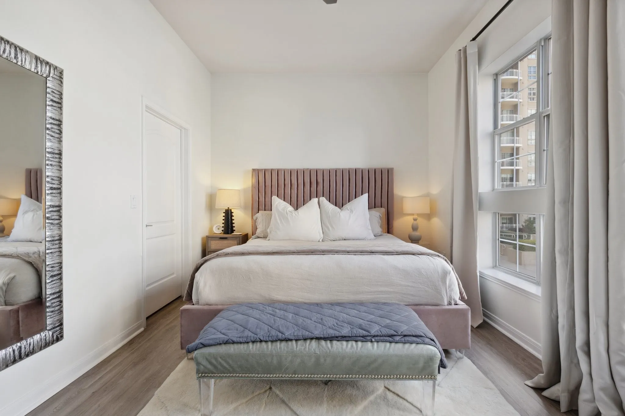Condominium For Sale in Dallas County , 3225 Turtle Creek Boulevard 611, Dallas, Texas 75219, 2 Bedroom, 2 Bathroom, 1 Garage spaces, 1,254 Sqft, built in 1998, Preowned, Price $424,000, mls#21143162, Real Estate Agent in Dallas, Homes For Sale in Dallas county, Homes For Sale in Dallas, Realtor in Dallas Texas, Real Estate Brokerage Independent Realty Texas, Luminita Cordes Realtor