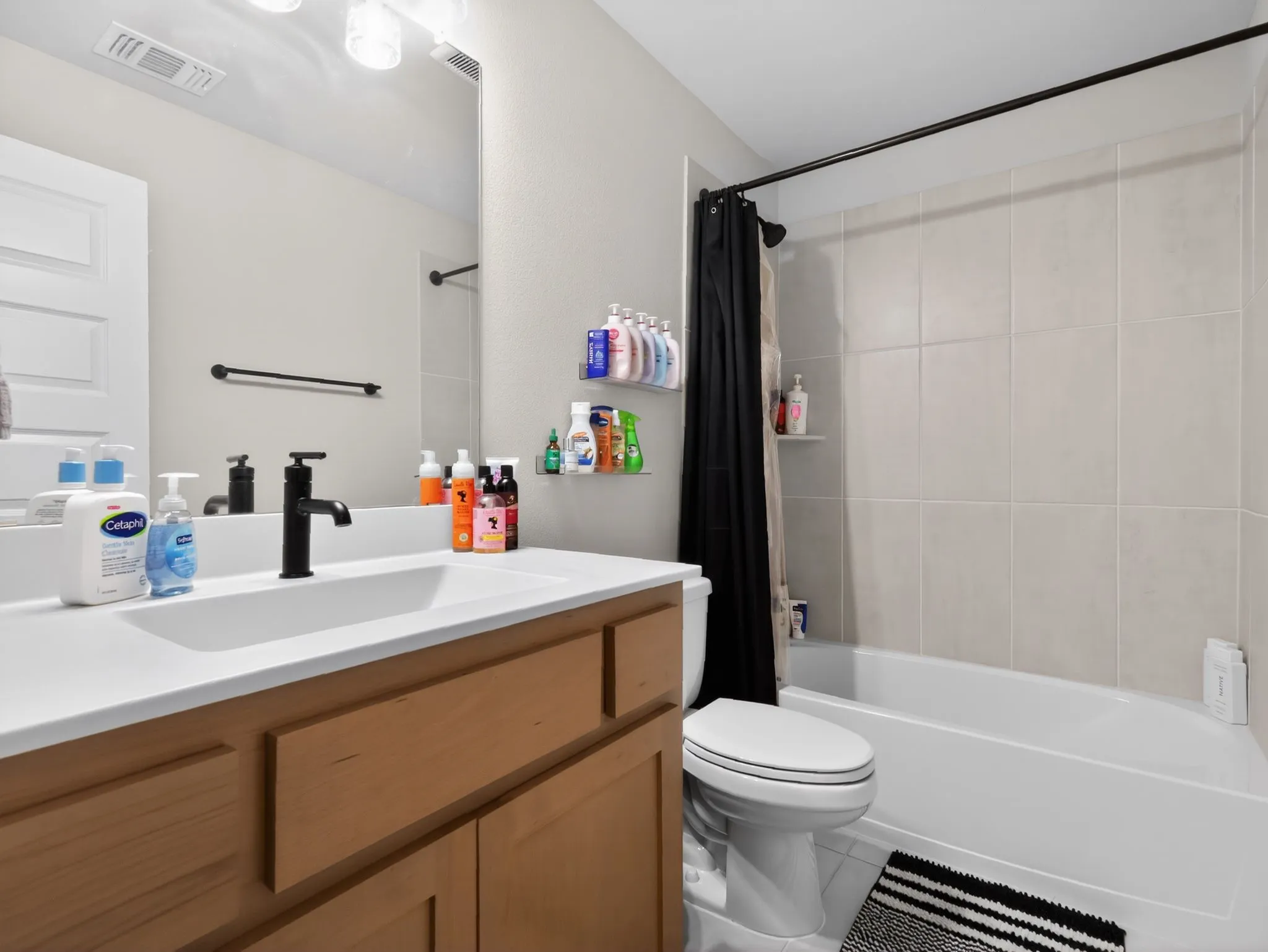 Single Family Residence For Sale in Rockwall County , 4327 Anglers Way, Royse City, Texas 75189, 3 Bedrooms, 3 Bathrooms, 2 Garage spaces, 2,174 Sqft, built in 2024, Preowned, Price $362,500, mls#21141341, Real Estate Agent in Royse City, Homes For Sale in Rockwall county, Homes For Sale in Royse City, Realtor in Royse City Texas, Real Estate Brokerage Independent Realty Texas, Luminita Cordes Realtor