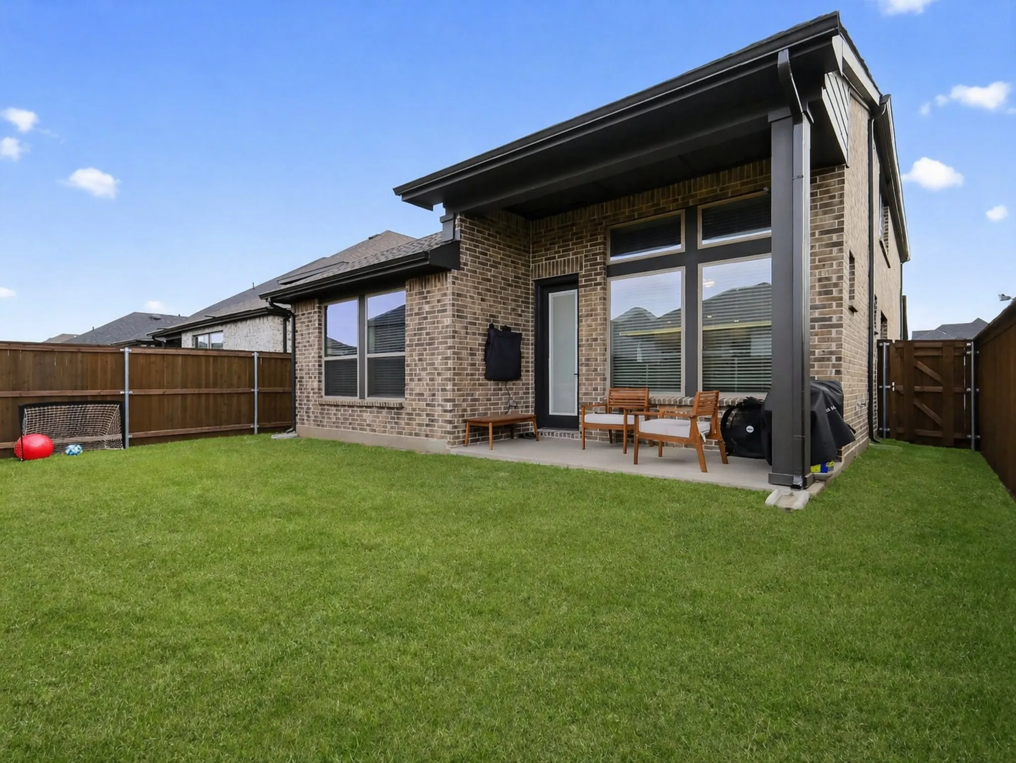 Single Family Residence For Sale in Rockwall County , 4327 Anglers Way, Royse City, Texas 75189, 3 Bedrooms, 3 Bathrooms, 2 Garage spaces, 2,174 Sqft, built in 2024, Preowned, Price $362,500, mls#21141341, Real Estate Agent in Royse City, Homes For Sale in Rockwall county, Homes For Sale in Royse City, Realtor in Royse City Texas, Real Estate Brokerage Independent Realty Texas, Luminita Cordes Realtor