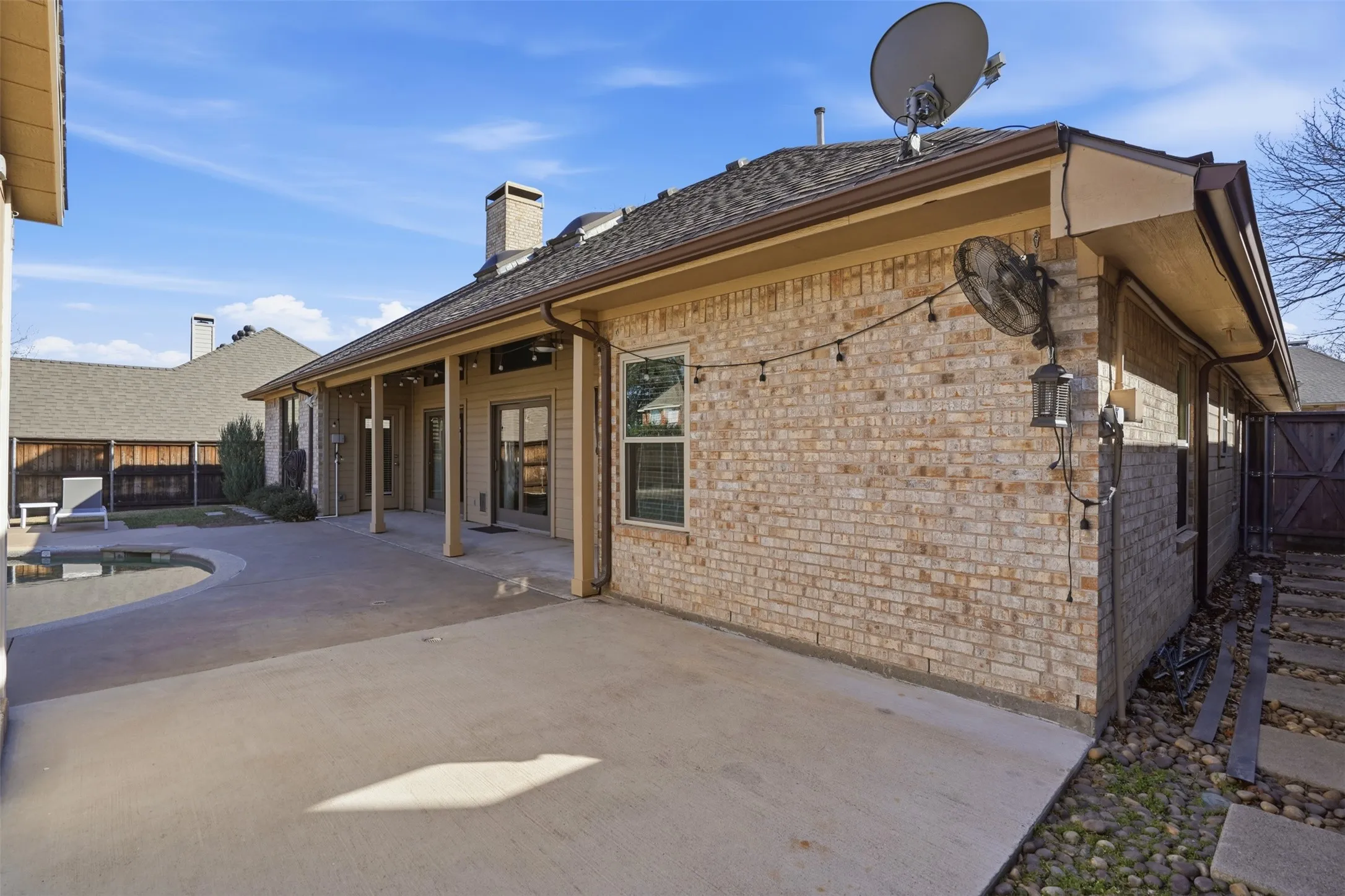 Single Family Residence For Sale in Collin County , 2644 Fairway Ridge Drive, Mc Kinney, Texas 75072, 4 Bedroom, 2 Bathroom, 2 Garage spaces, 1,877 Sqft, built in 1999, mls#21143244, Real Estate Agent in Mc Kinney, Homes For Sale in Collin county, Homes For Sale in Mc Kinney, Realtor in Mc Kinney Texas, Real Estate Brokerage Independent Realty Texas, Luminita Cordes Realtor