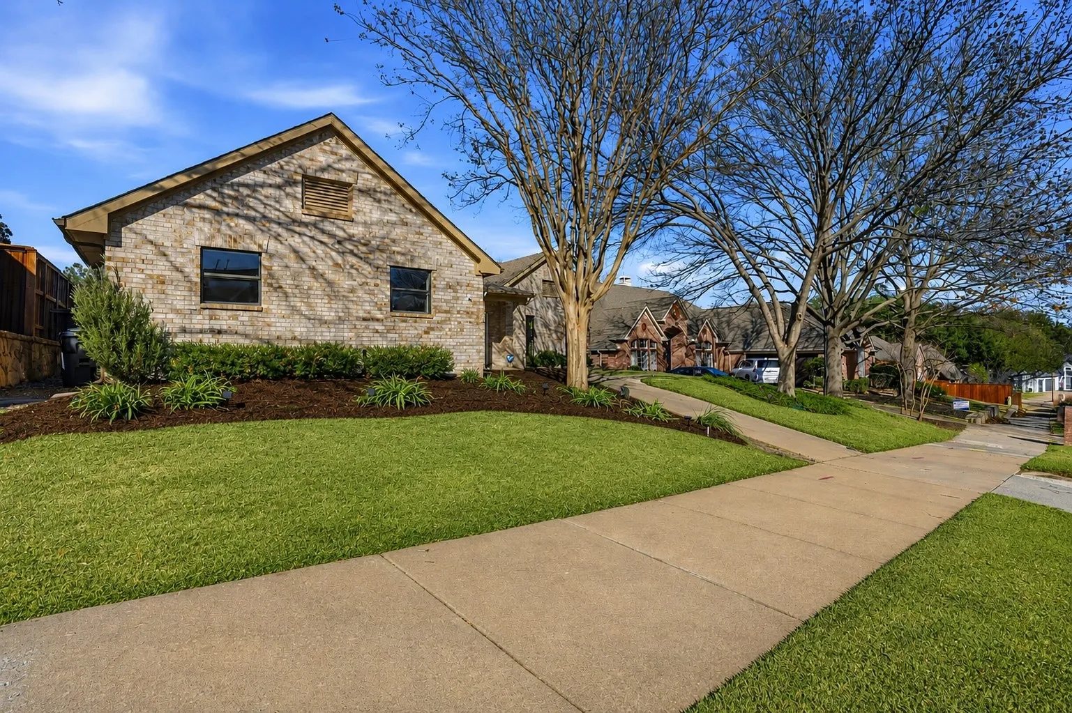 Single Family Residence For Sale in Collin County , 2644 Fairway Ridge Drive, Mc Kinney, Texas 75072, 4 Bedroom, 2 Bathroom, 2 Garage spaces, 1,877 Sqft, built in 1999, mls#21143244, Real Estate Agent in Mc Kinney, Homes For Sale in Collin county, Homes For Sale in Mc Kinney, Realtor in Mc Kinney Texas, Real Estate Brokerage Independent Realty Texas, Luminita Cordes Realtor