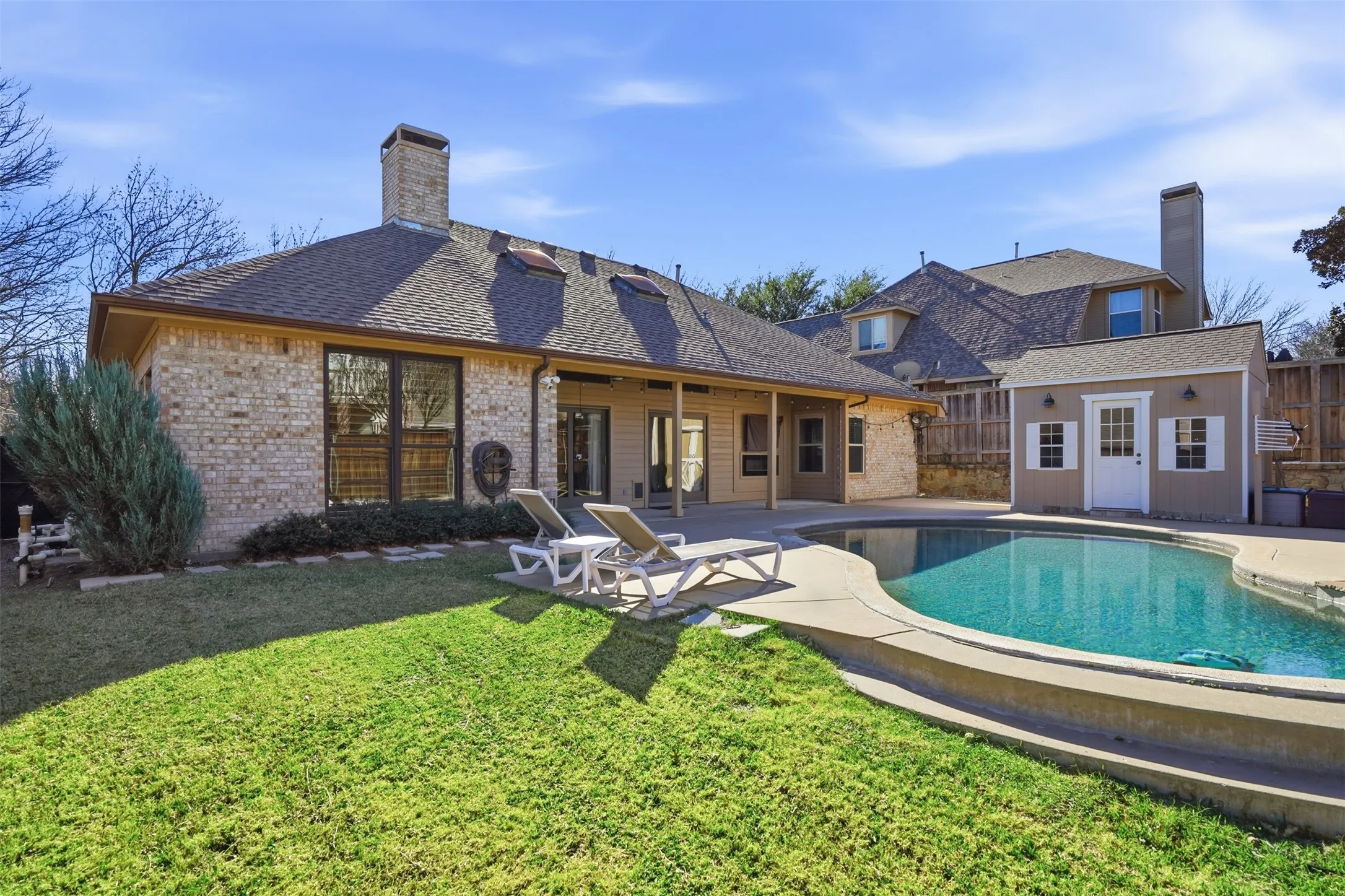 Single Family Residence For Sale in Collin County , 2644 Fairway Ridge Drive, Mc Kinney, Texas 75072, 4 Bedroom, 2 Bathroom, 2 Garage spaces, 1,877 Sqft, built in 1999, mls#21143244, Real Estate Agent in Mc Kinney, Homes For Sale in Collin county, Homes For Sale in Mc Kinney, Realtor in Mc Kinney Texas, Real Estate Brokerage Independent Realty Texas, Luminita Cordes Realtor