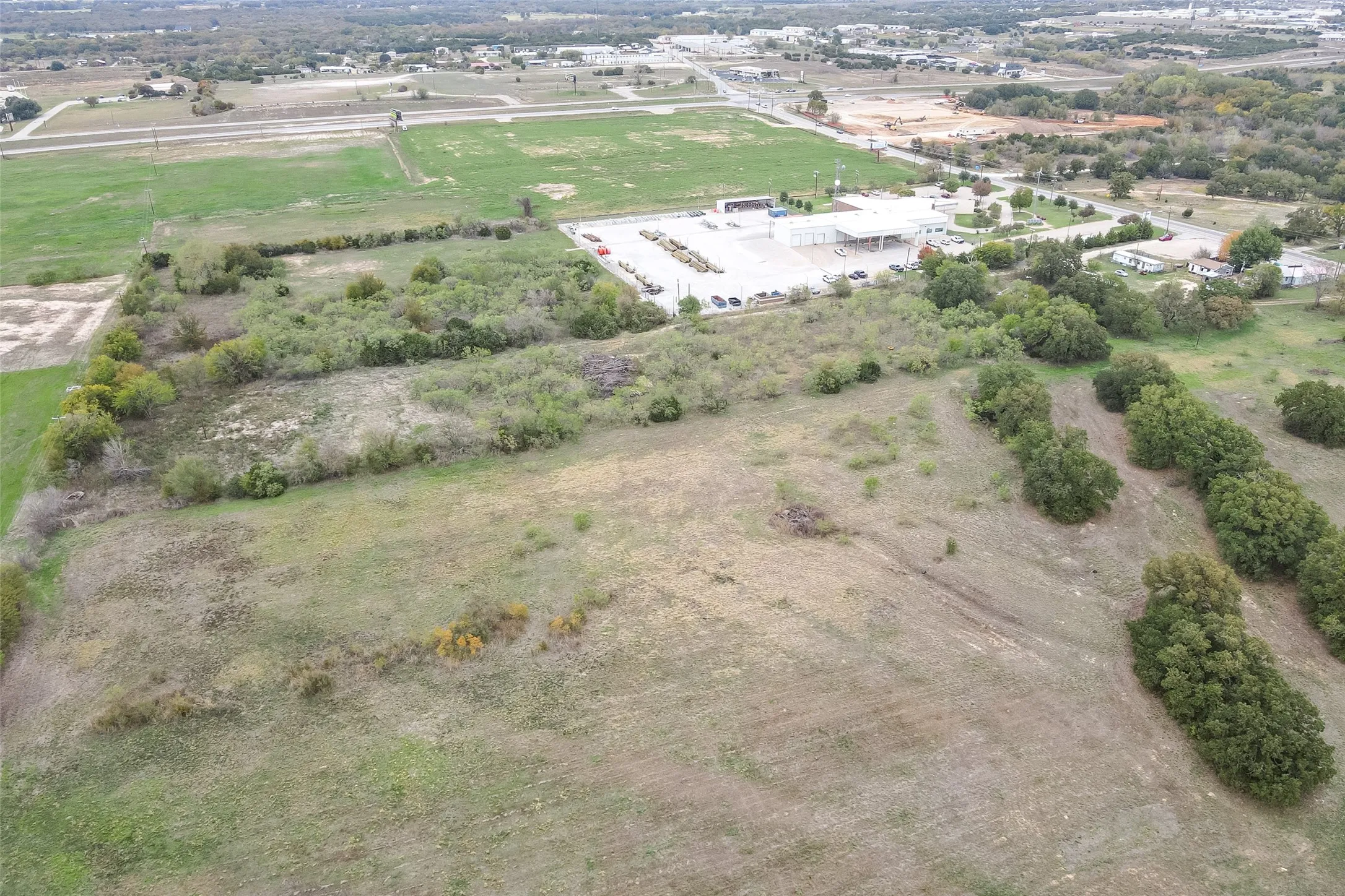 Business For Sale in Hood County , 424 Fall Creek Highway, Granbury, Texas 76049, 0, 0, Garage spaces, 0 Sqft, built in 1960, Preowned, Price $650,000, mls#21142735, Real Estate Agent in Granbury, Homes For Sale in Hood county, Homes For Sale in Granbury, Realtor in Granbury Texas, Real Estate Brokerage Independent Realty Texas, Luminita Cordes Realtor