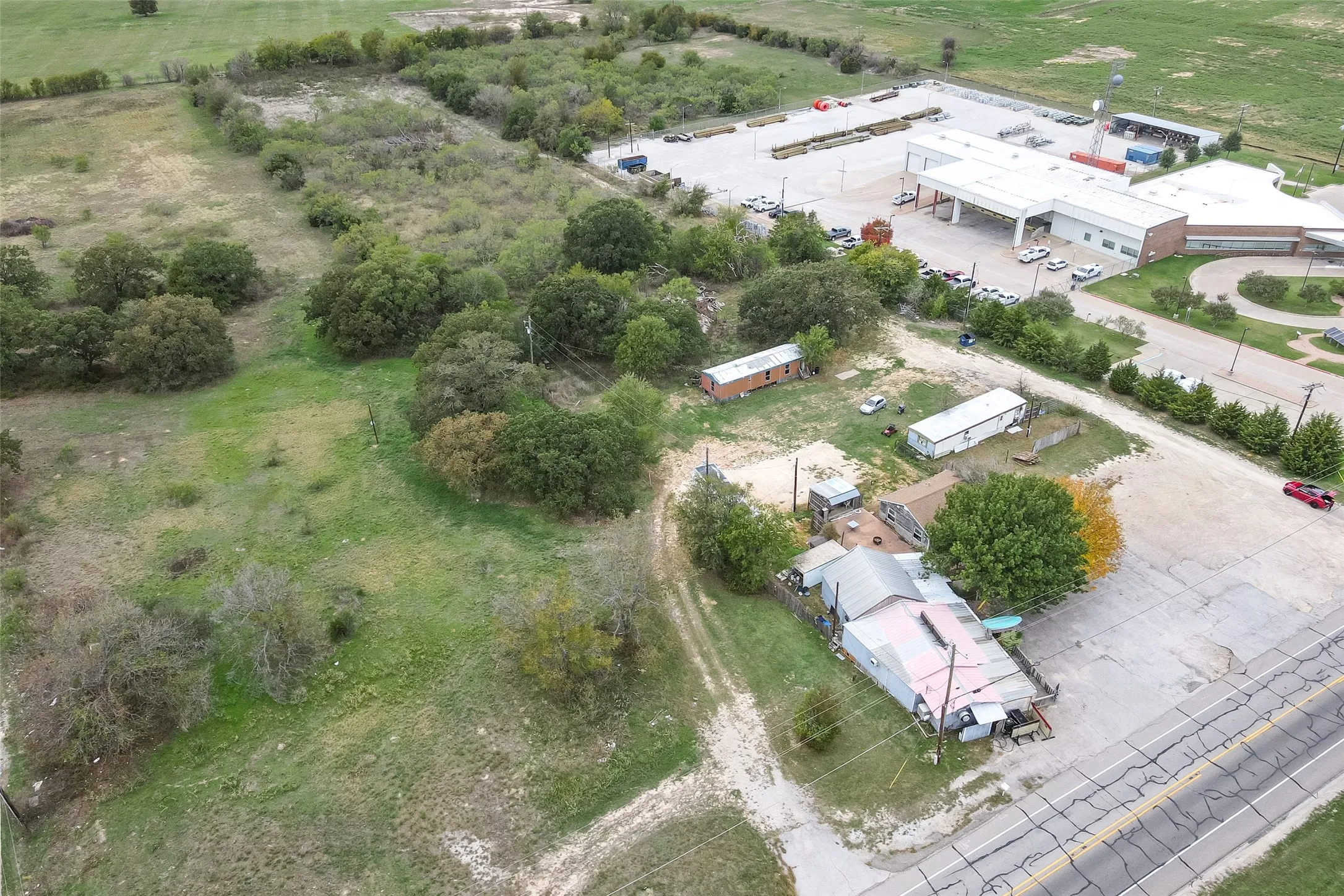 Business For Sale in Hood County , 424 Fall Creek Highway, Granbury, Texas 76049, 0, 0, Garage spaces, 0 Sqft, built in 1960, Preowned, Price $650,000, mls#21142735, Real Estate Agent in Granbury, Homes For Sale in Hood county, Homes For Sale in Granbury, Realtor in Granbury Texas, Real Estate Brokerage Independent Realty Texas, Luminita Cordes Realtor