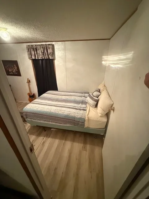 Mobile Home For Sale in Palo Pinto County , 641 Sky Camp Loop 12, Graford, Texas 76449, 2 Bedroom, 1 Bathroom, Garage spaces, 672 Sqft, built in 1998, mls#21143414, Real Estate Agent in Graford, Homes For Sale in Palo Pinto county, Homes For Sale in Graford, Realtor in Graford Texas, Real Estate Brokerage Independent Realty Texas, Luminita Cordes Realtor