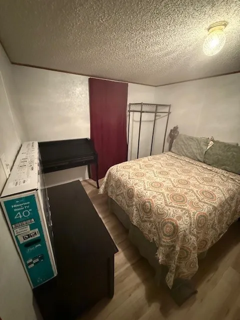 Mobile Home For Sale in Palo Pinto County , 641 Sky Camp Loop 12, Graford, Texas 76449, 2 Bedroom, 1 Bathroom, Garage spaces, 672 Sqft, built in 1998, mls#21143414, Real Estate Agent in Graford, Homes For Sale in Palo Pinto county, Homes For Sale in Graford, Realtor in Graford Texas, Real Estate Brokerage Independent Realty Texas, Luminita Cordes Realtor